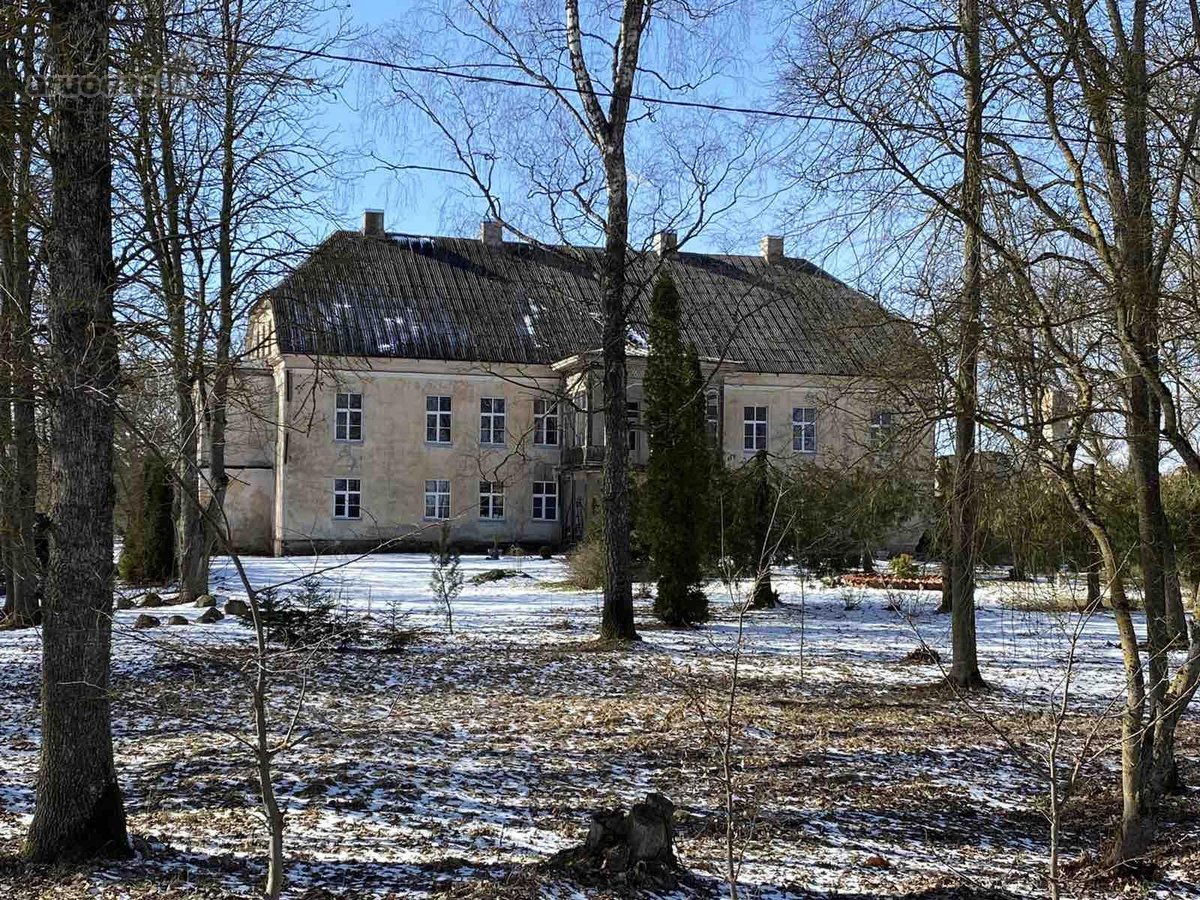 Namas Radviliškio r Radvilonių k Parko g mūrinė sodyba Nekilnojamo