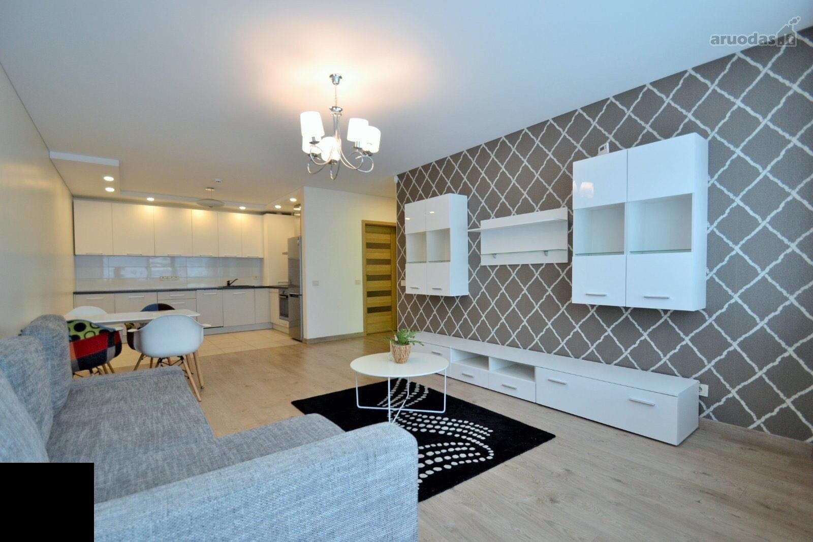 Nuomojamas dviejų kambarių butas projekte ,
