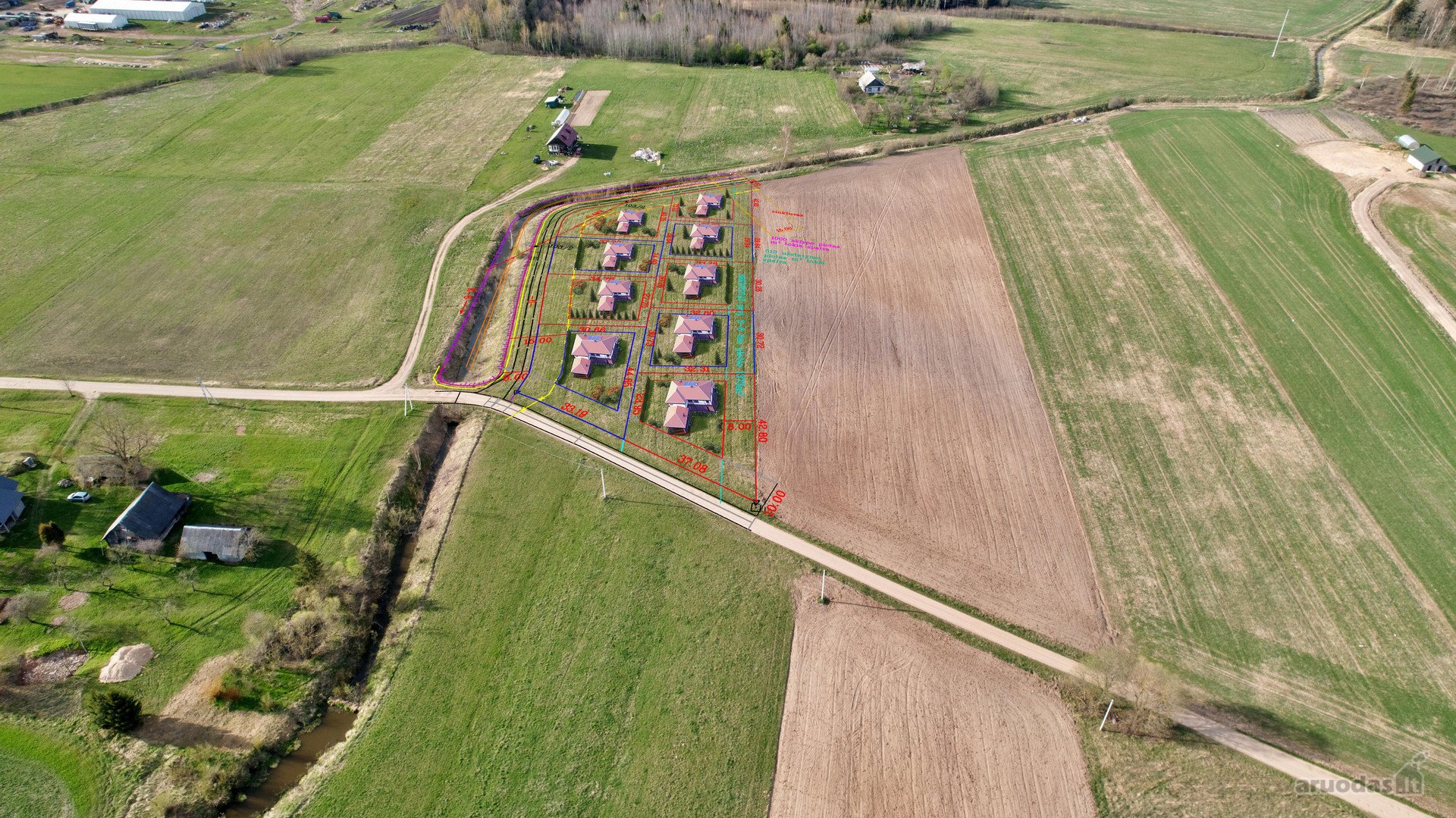 Avižonių k., Širvintų r. parduodamas