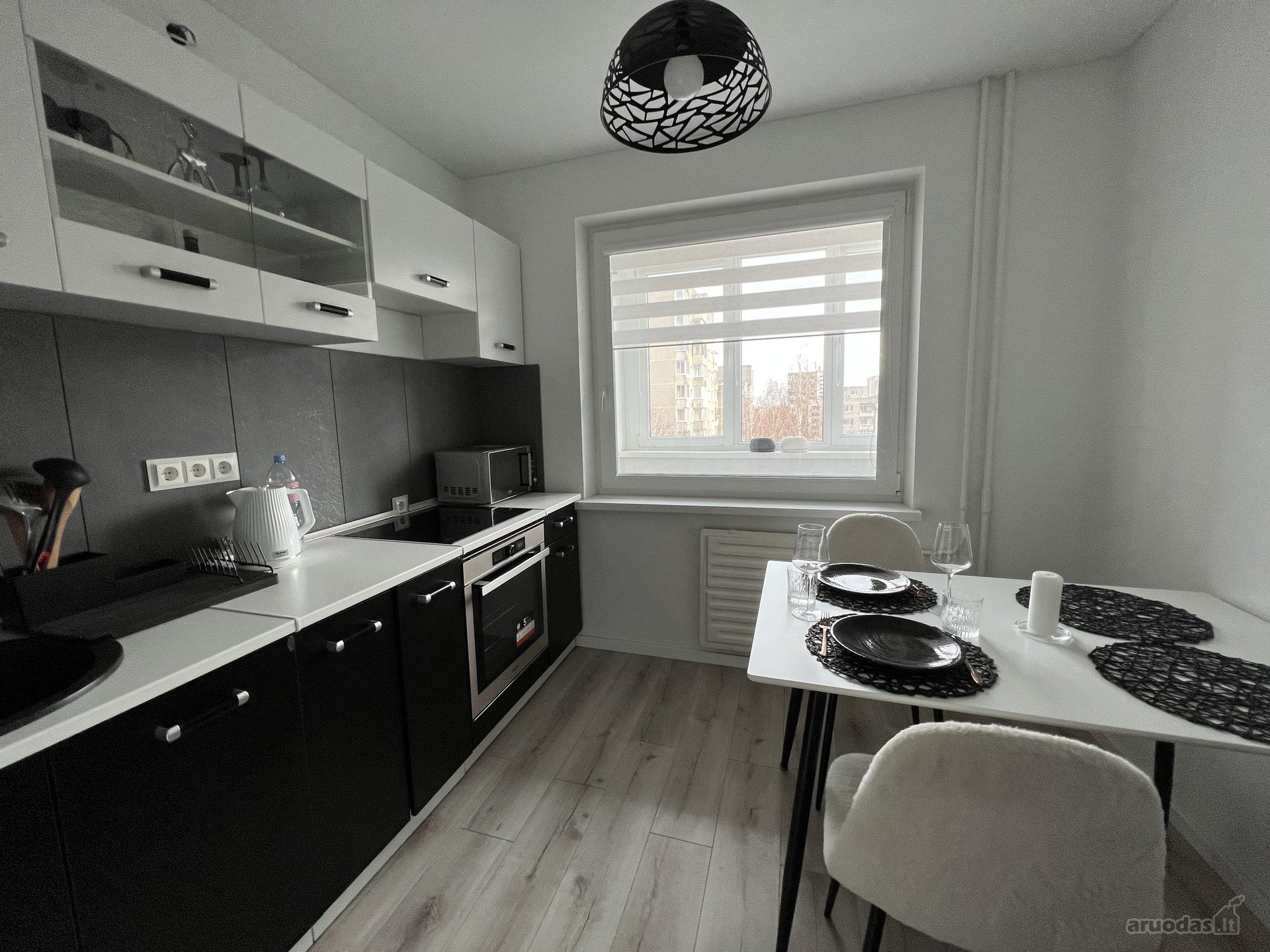 Nuomos kaina-550eur.