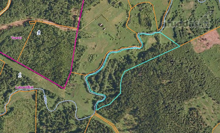 Parduodamas 5,5 ha. Žemes sklypas. Yra miško. 