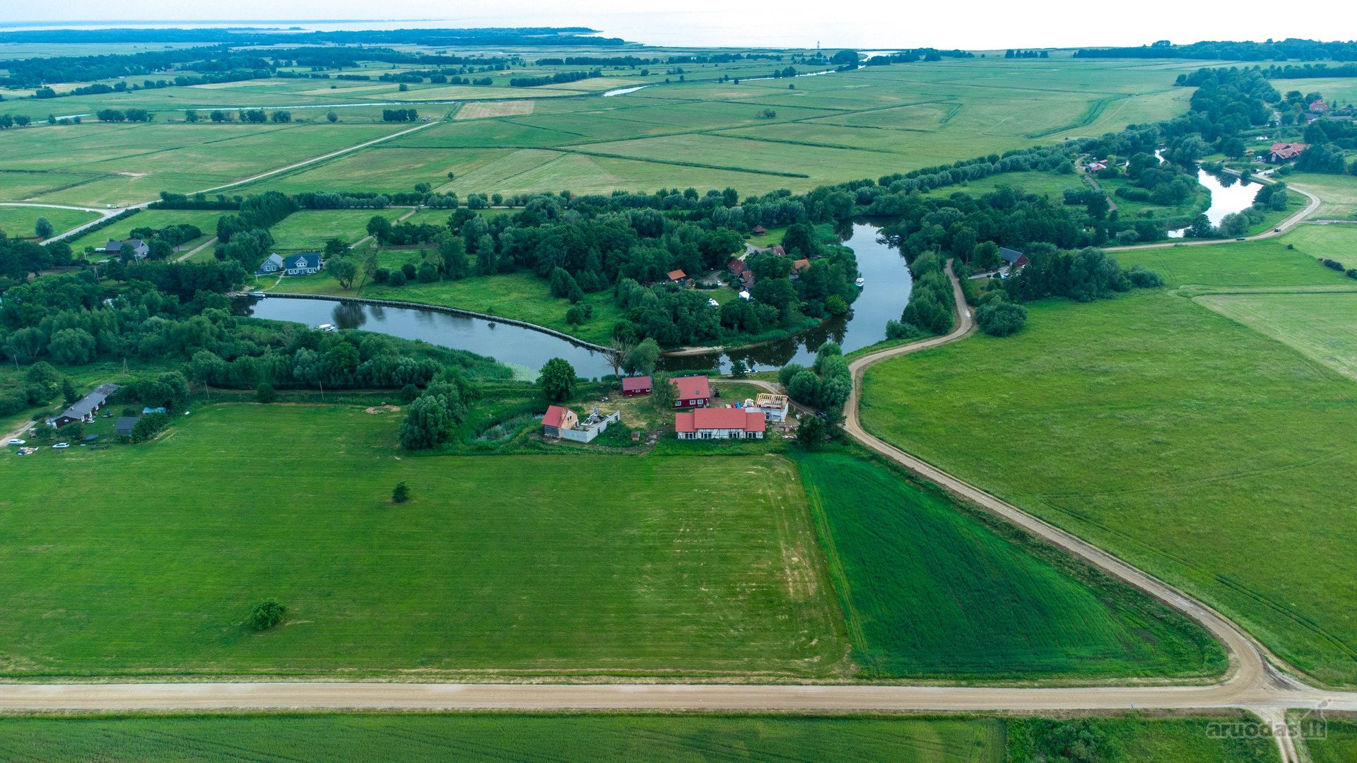 Parduodamas neužliejamas namų valdos 0,4617