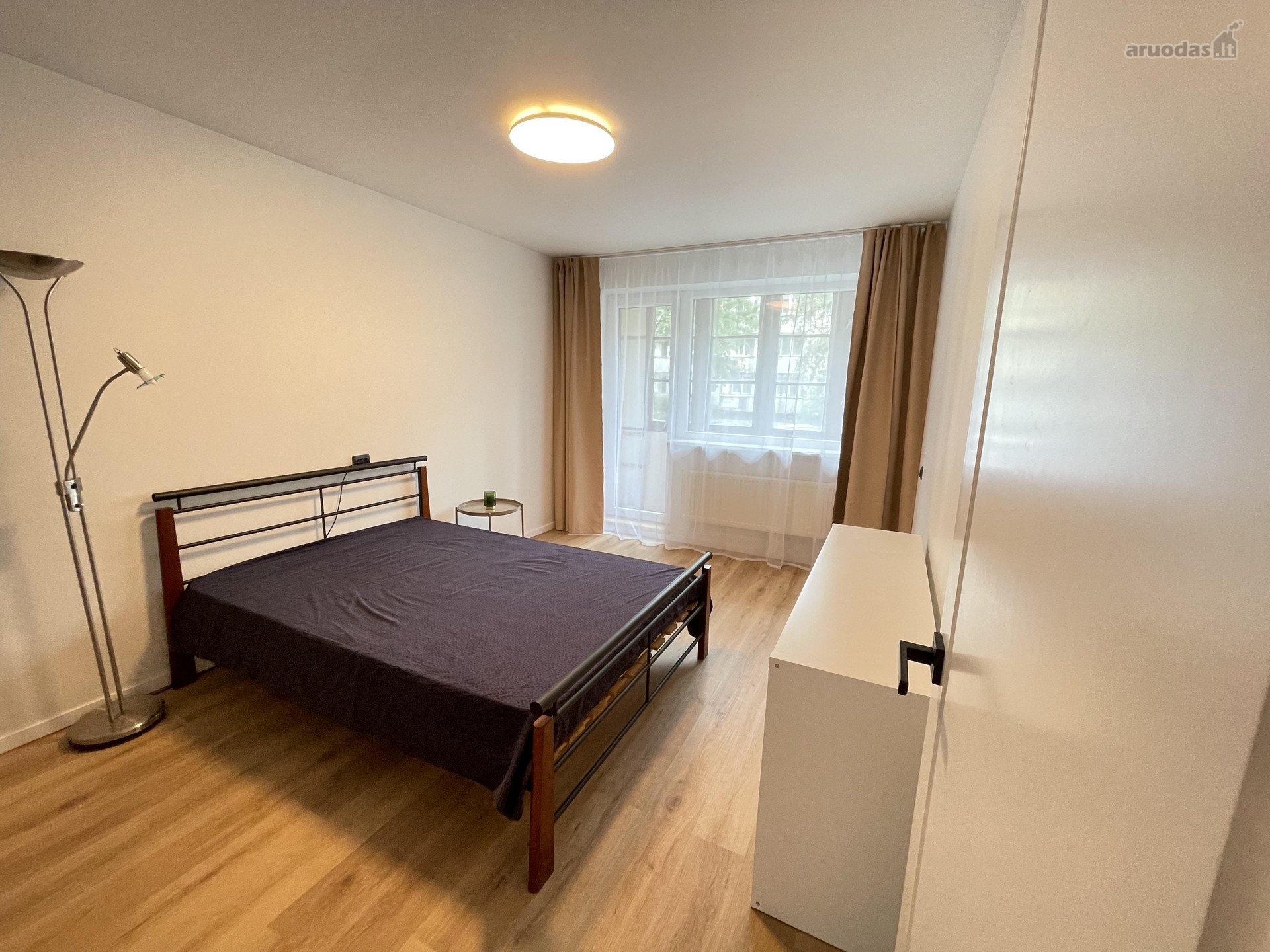 Išnuomojamas nuo rugpjūčio 1 d. Du atskiri