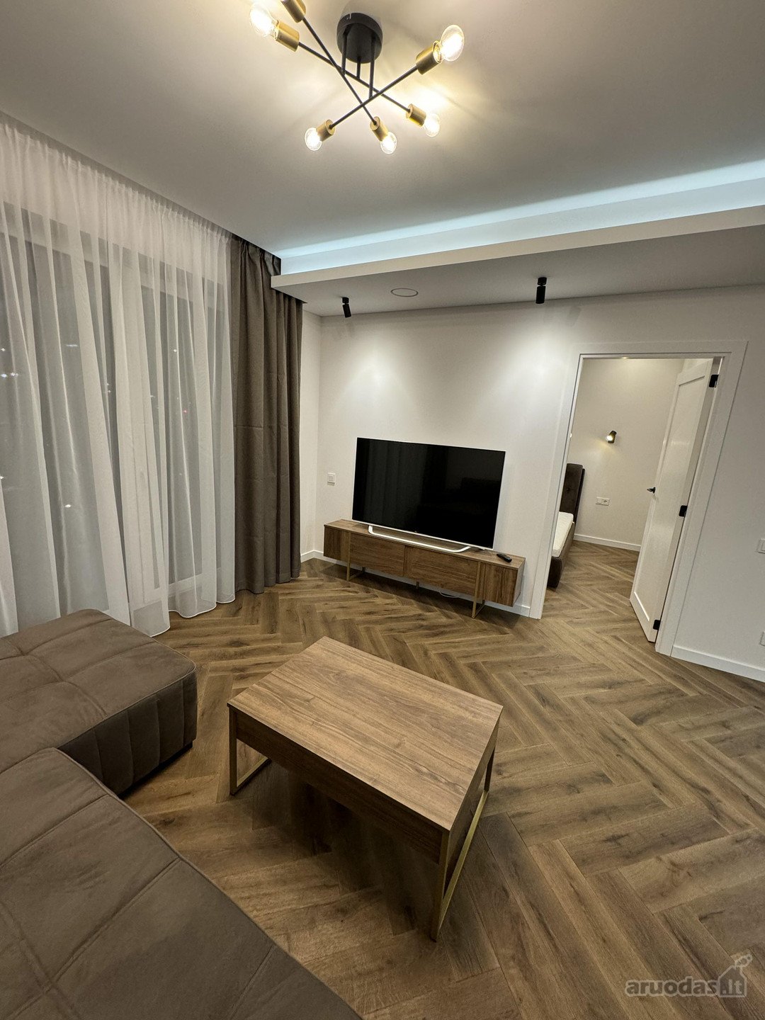Nuomojamas modernus butas, uždarame naujų