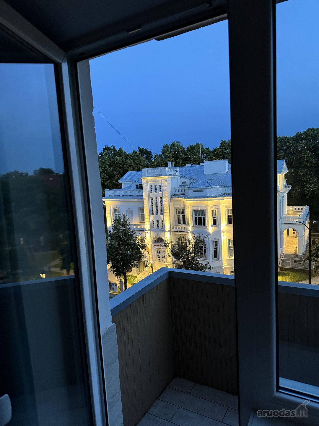 Išnuomojamas gražus butas pačiame Šiaulių