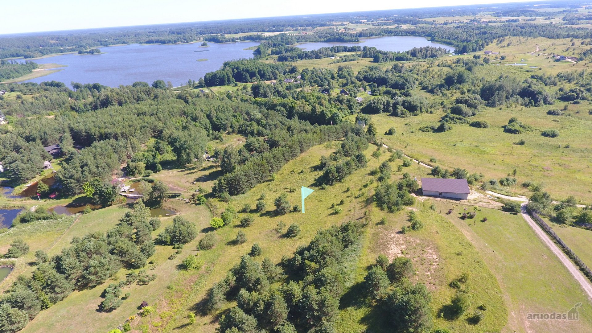 Parduodamas 100 arų namų valdos žemės sklypas