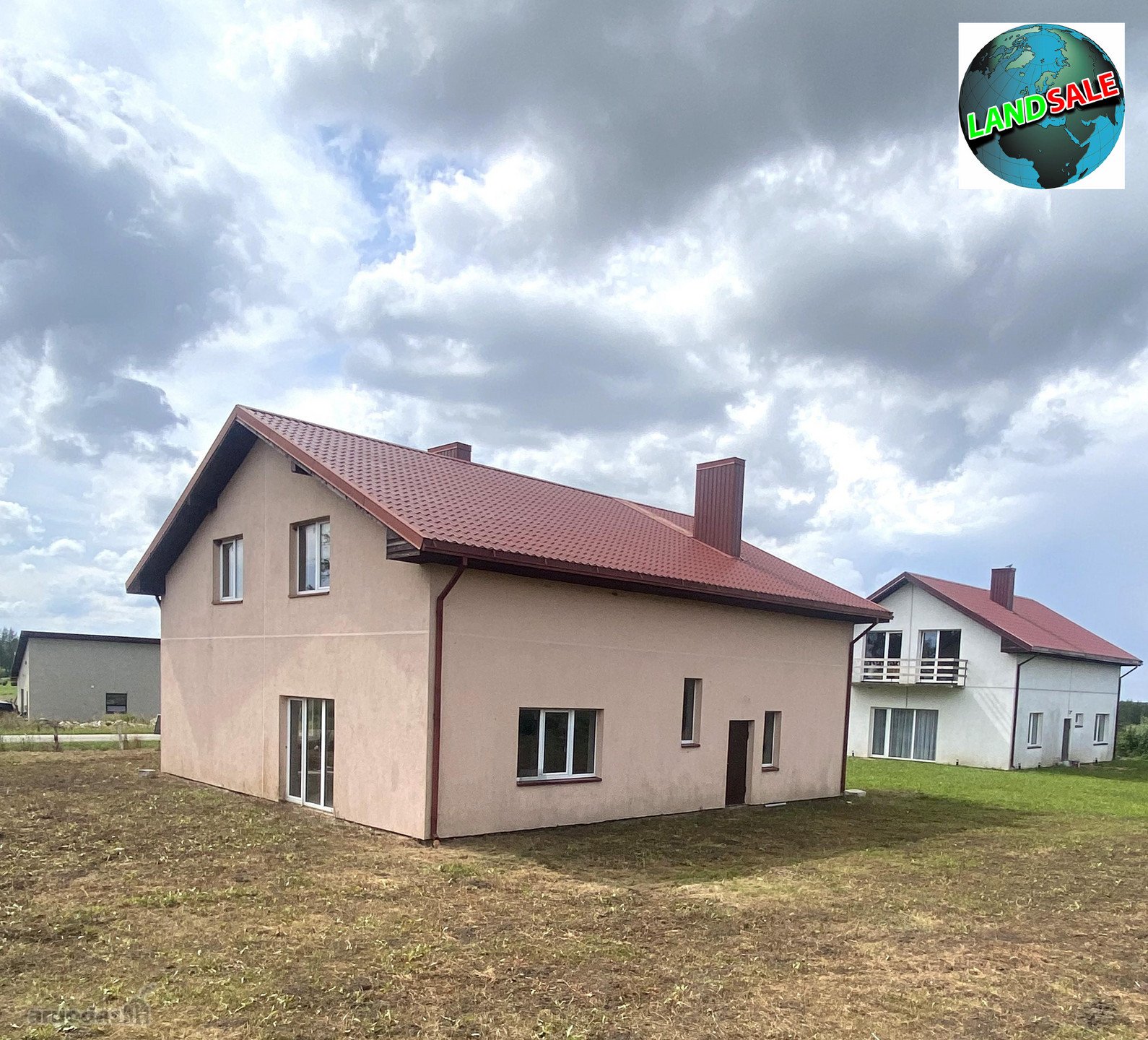 Parduodamas naujas, dviejų aukštų, nebaigtas