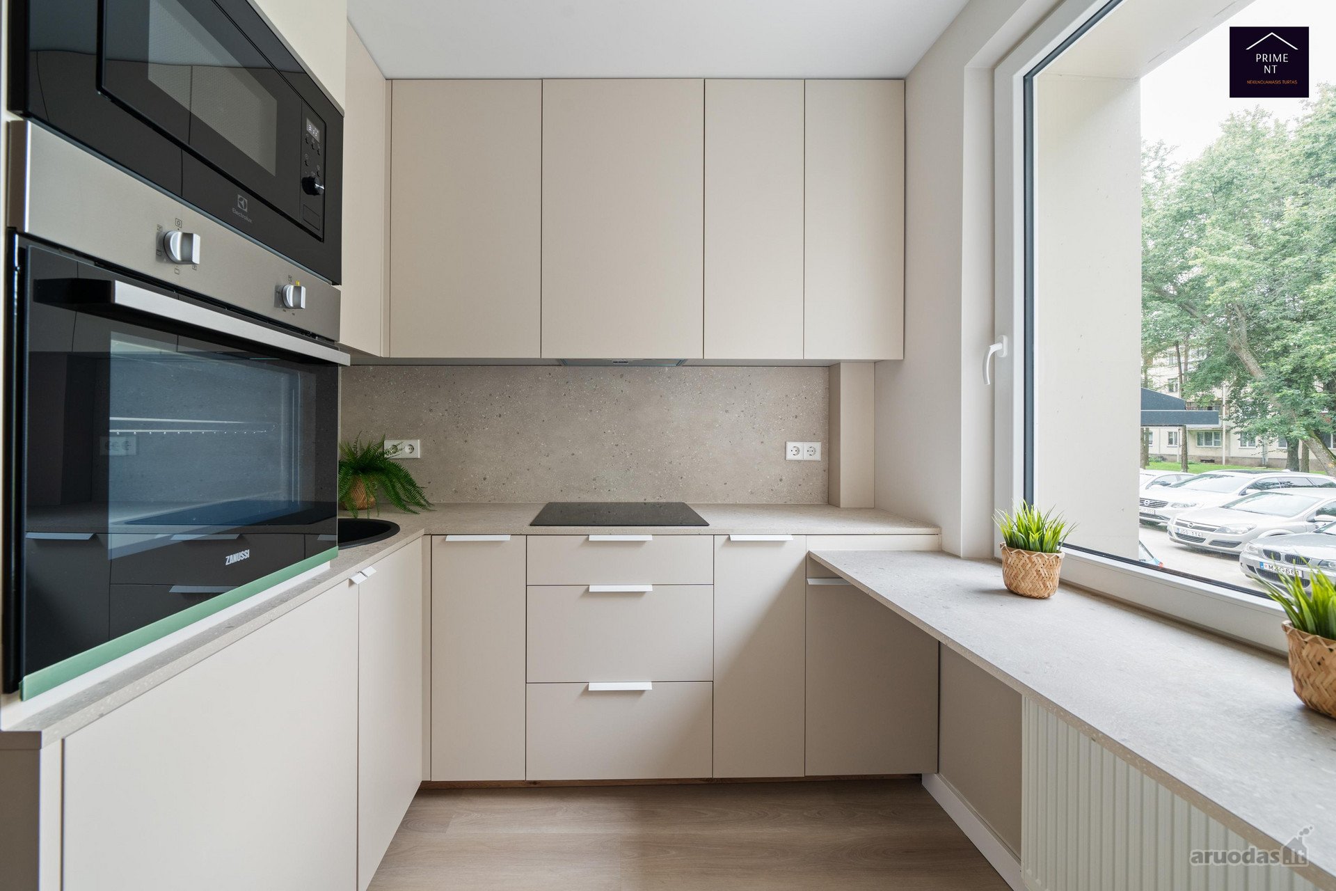 Nuomojamas 2 kambarių moderniai įrengtas,