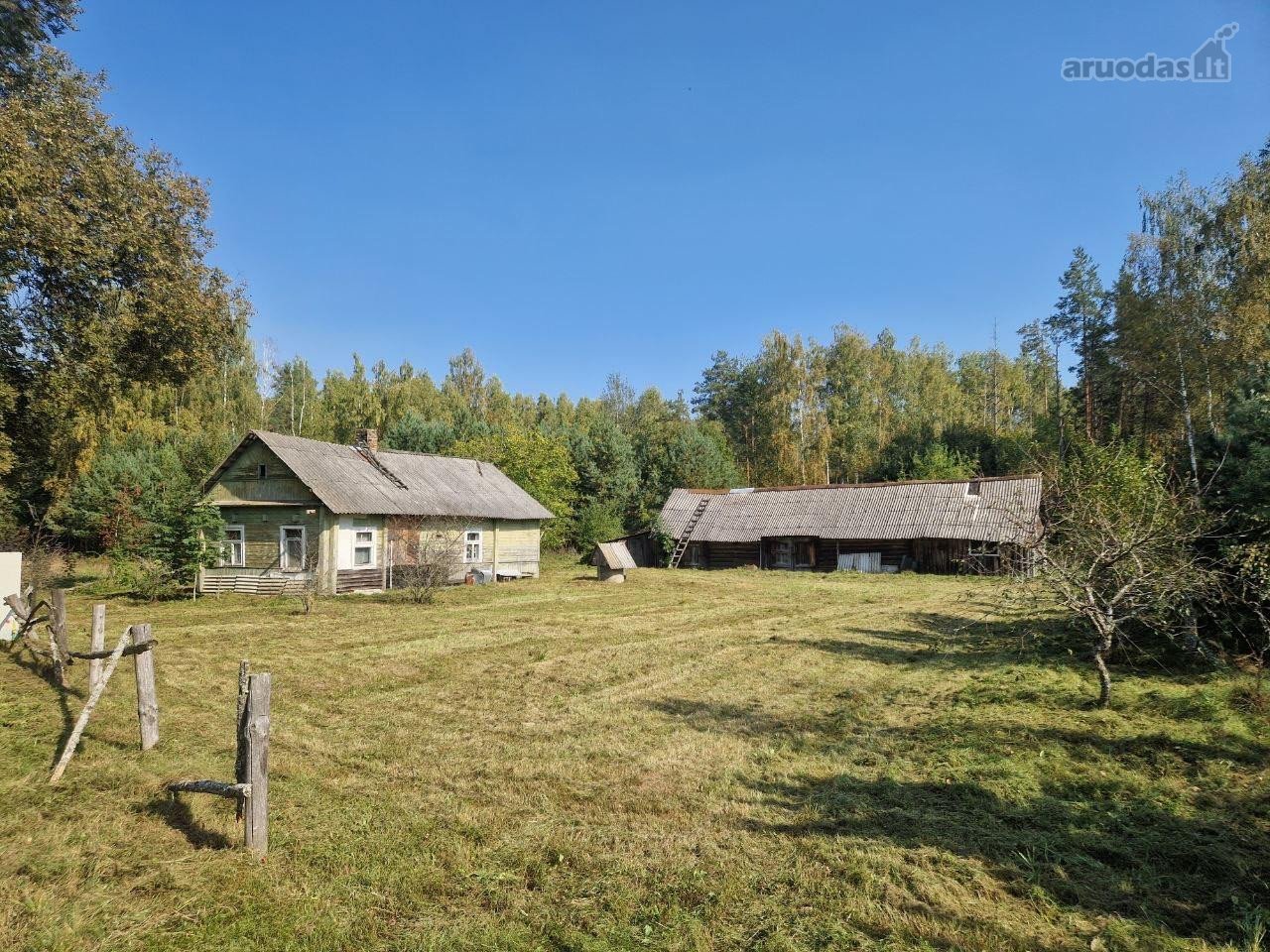 Parduodama jauki sodyba ramioje vietoje,