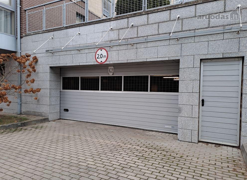 Nuomojama parkavimo vieta uždaroje