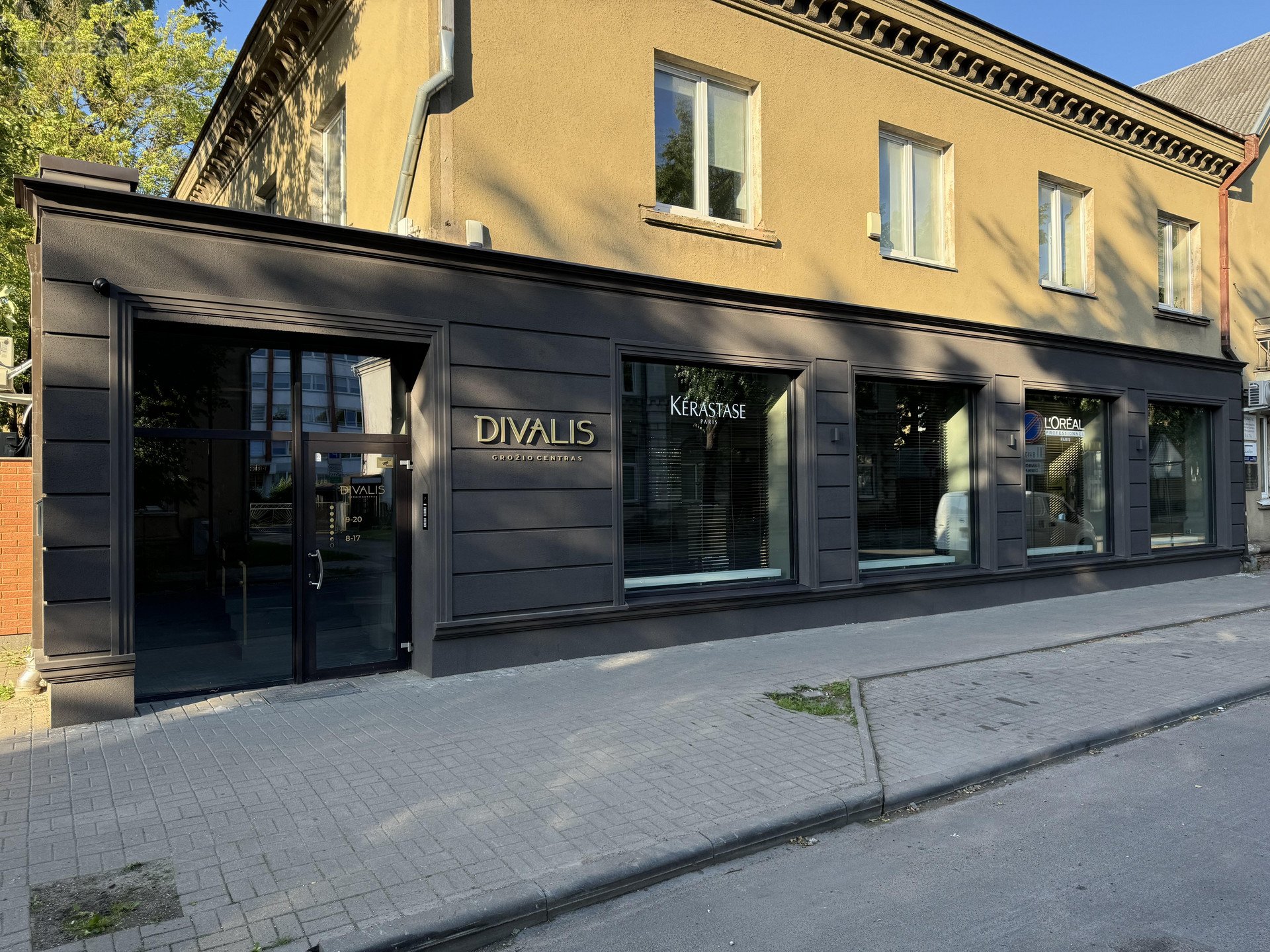 Šiaulių miesto centre Grožio Centras Divalis,