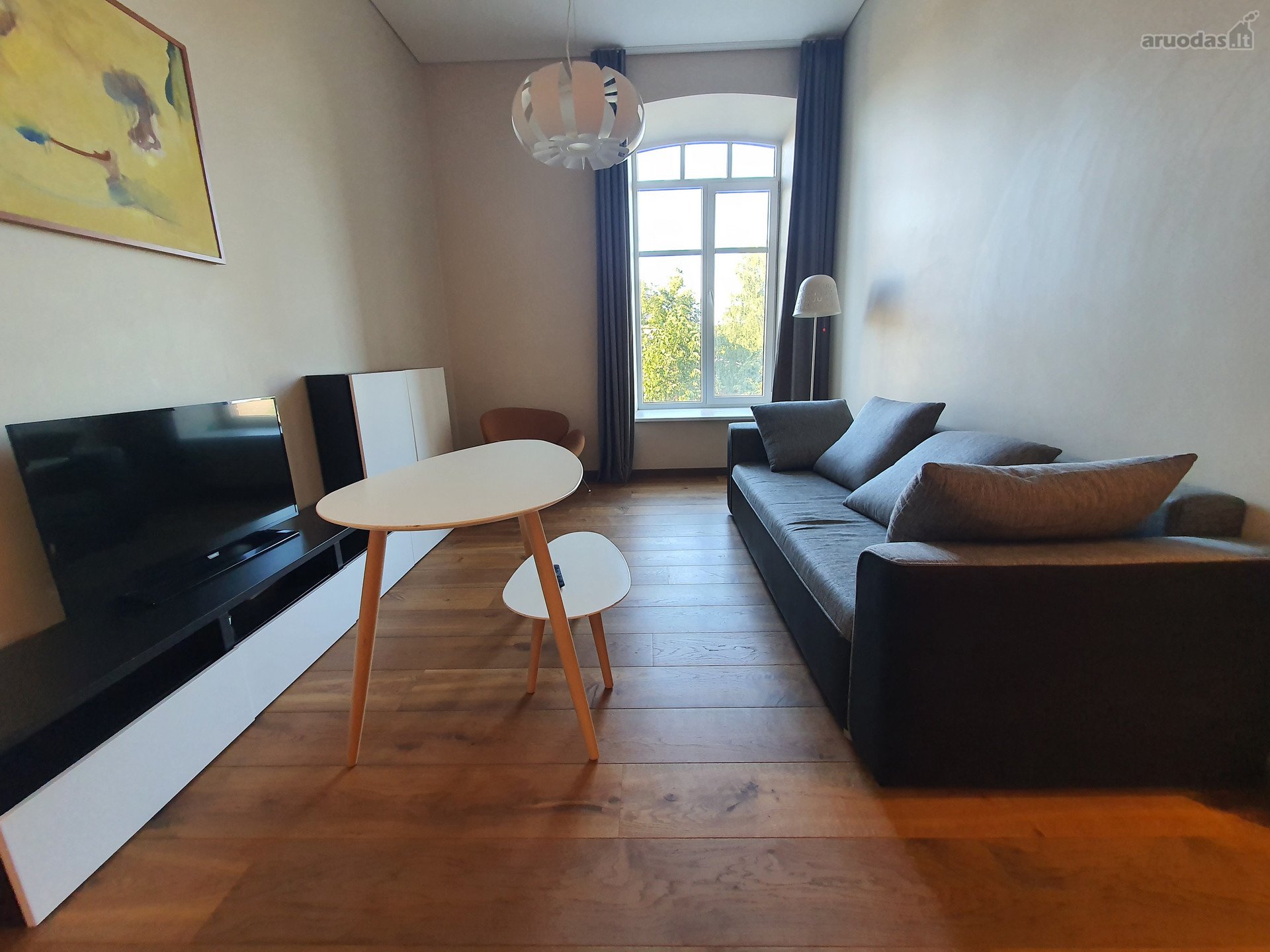 Išnuomojamas naujai įrengtas 2 kambarių,53 kv
