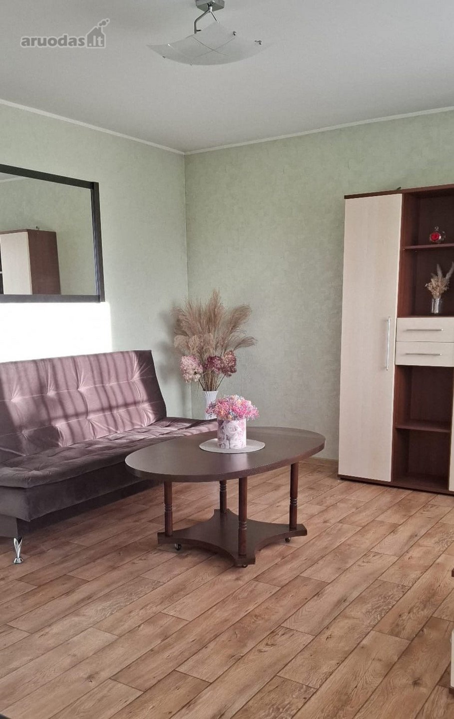 Išnuomojamas tvarkingas dviejų kambarių butas