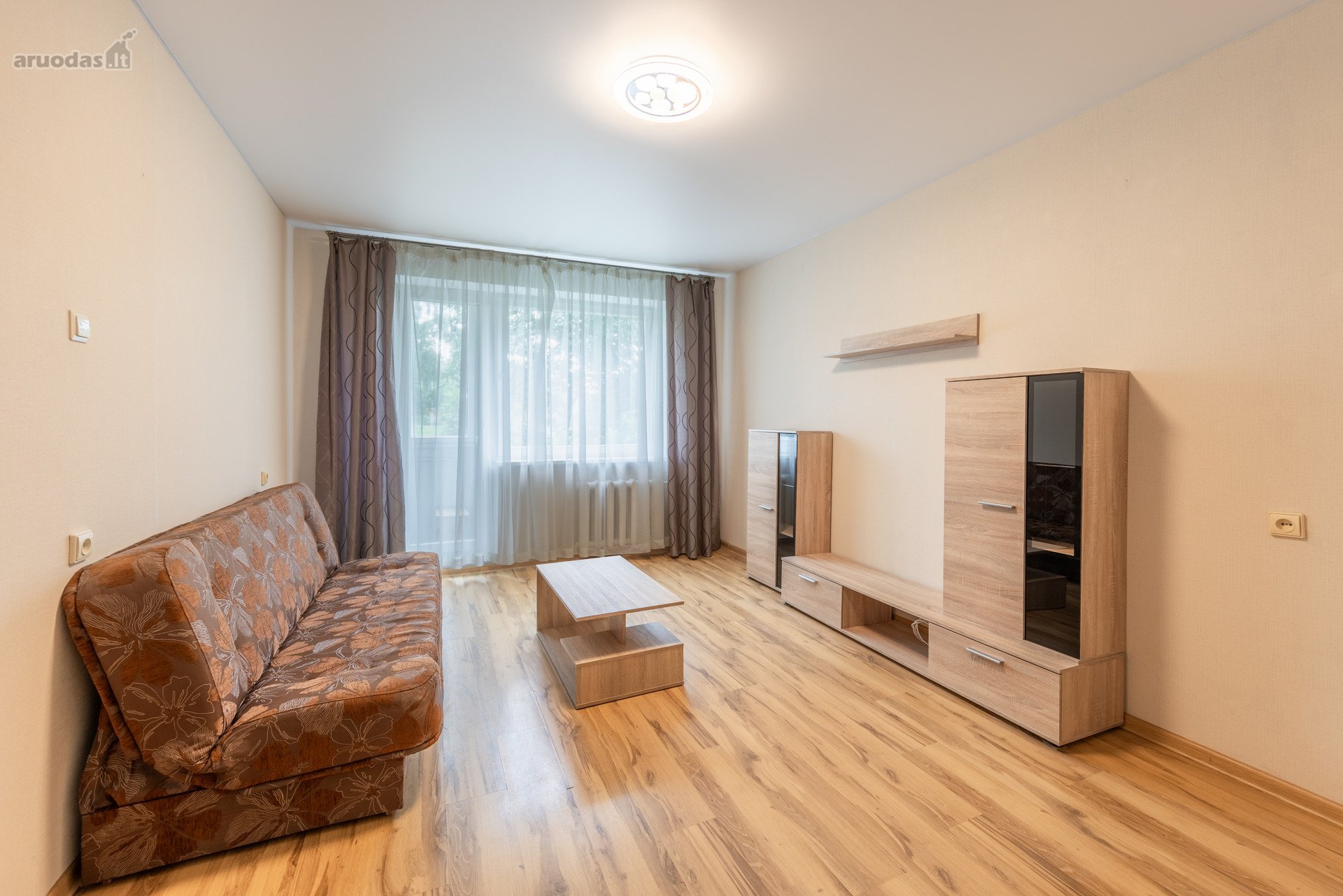 Išnuomojamas Suremontuotas 1 Kambario Butas