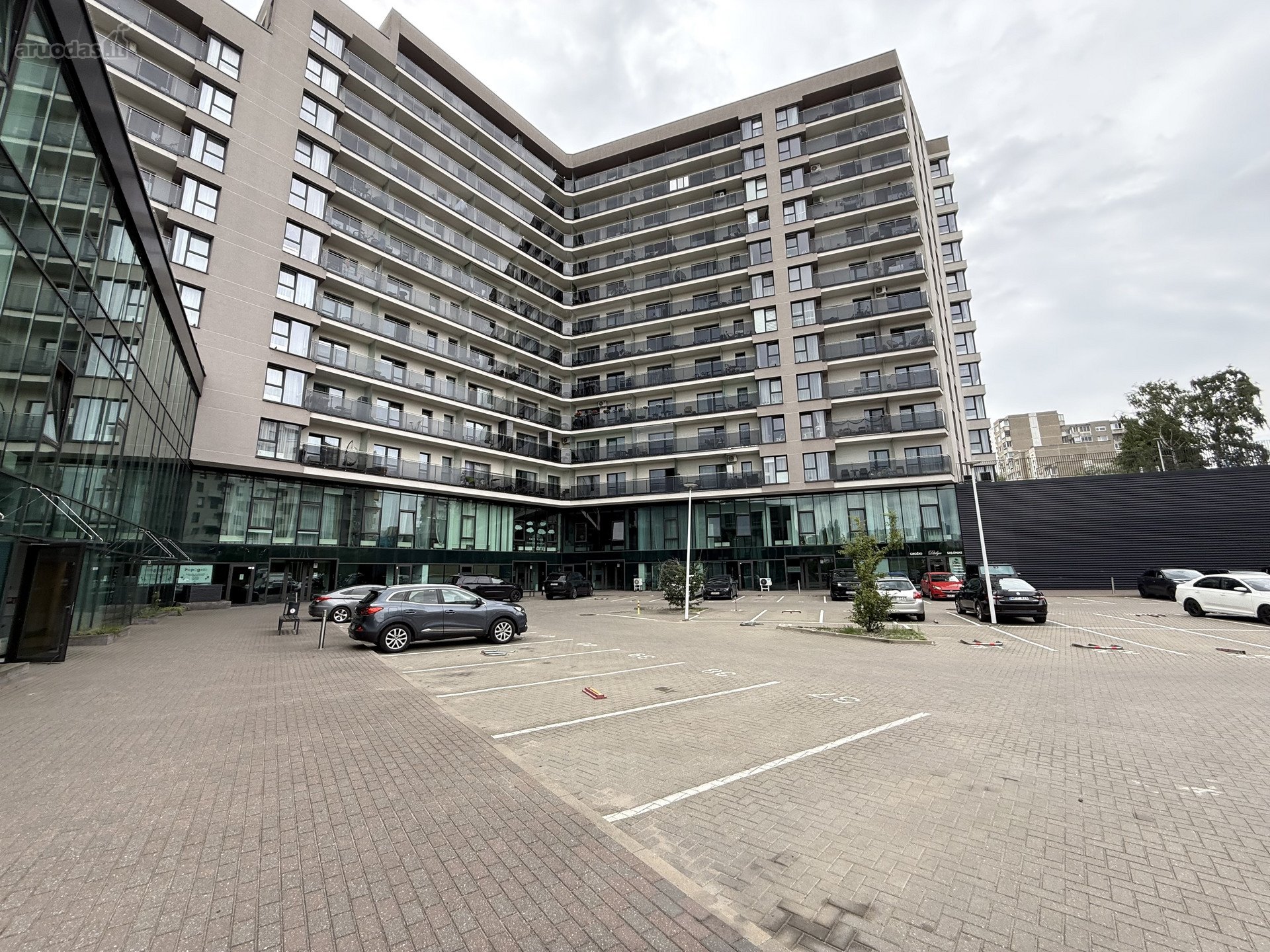 Nuomojamas Tvarkingas 2 Kambarių Butas