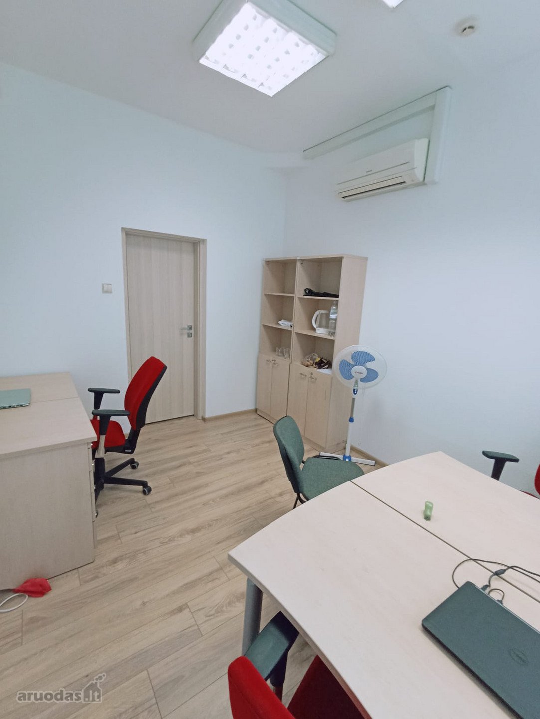 Išnuomojamos administracinės patalpos geroje