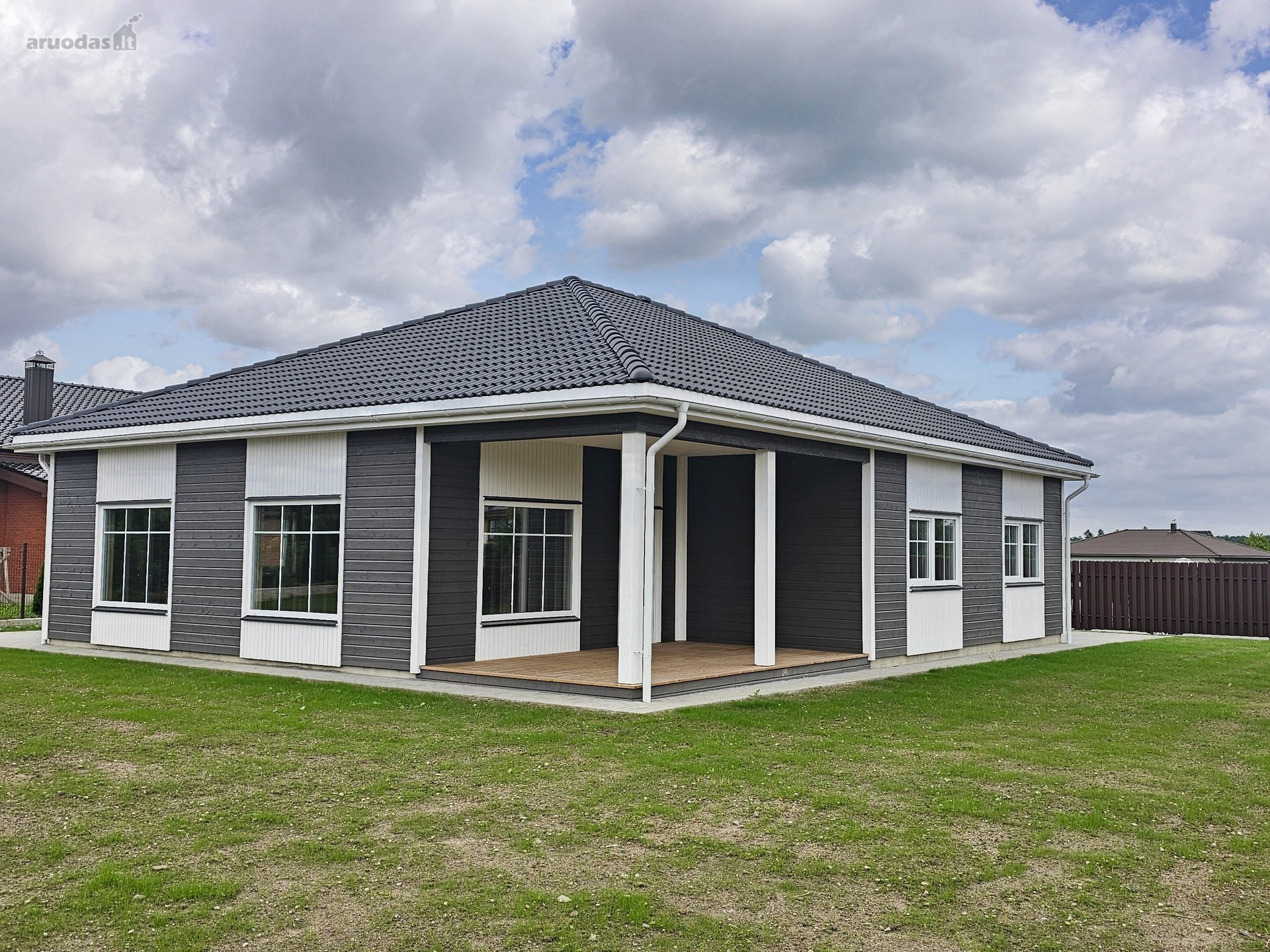 100 % Baigtumas Pardavimo Metu – Pilna Vidaus