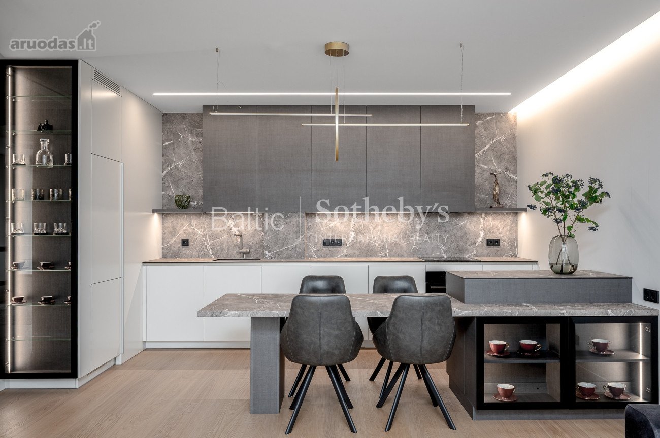 Naujai įrengti 3 kambarių apartamentai su