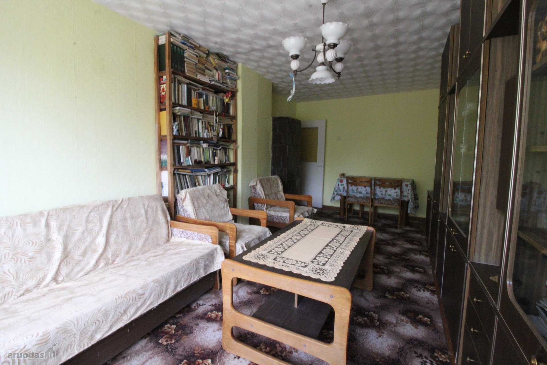 Parduodamas dviejų kambarių butas, Pakruojo