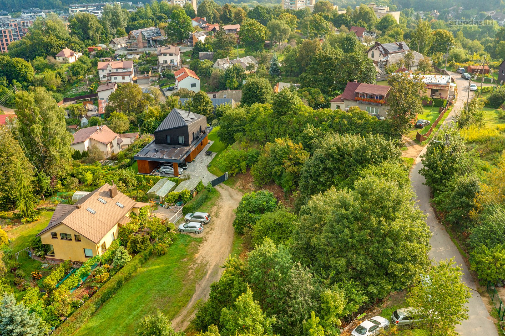 Parduodamas namų valdos sklypas Vilniuje,