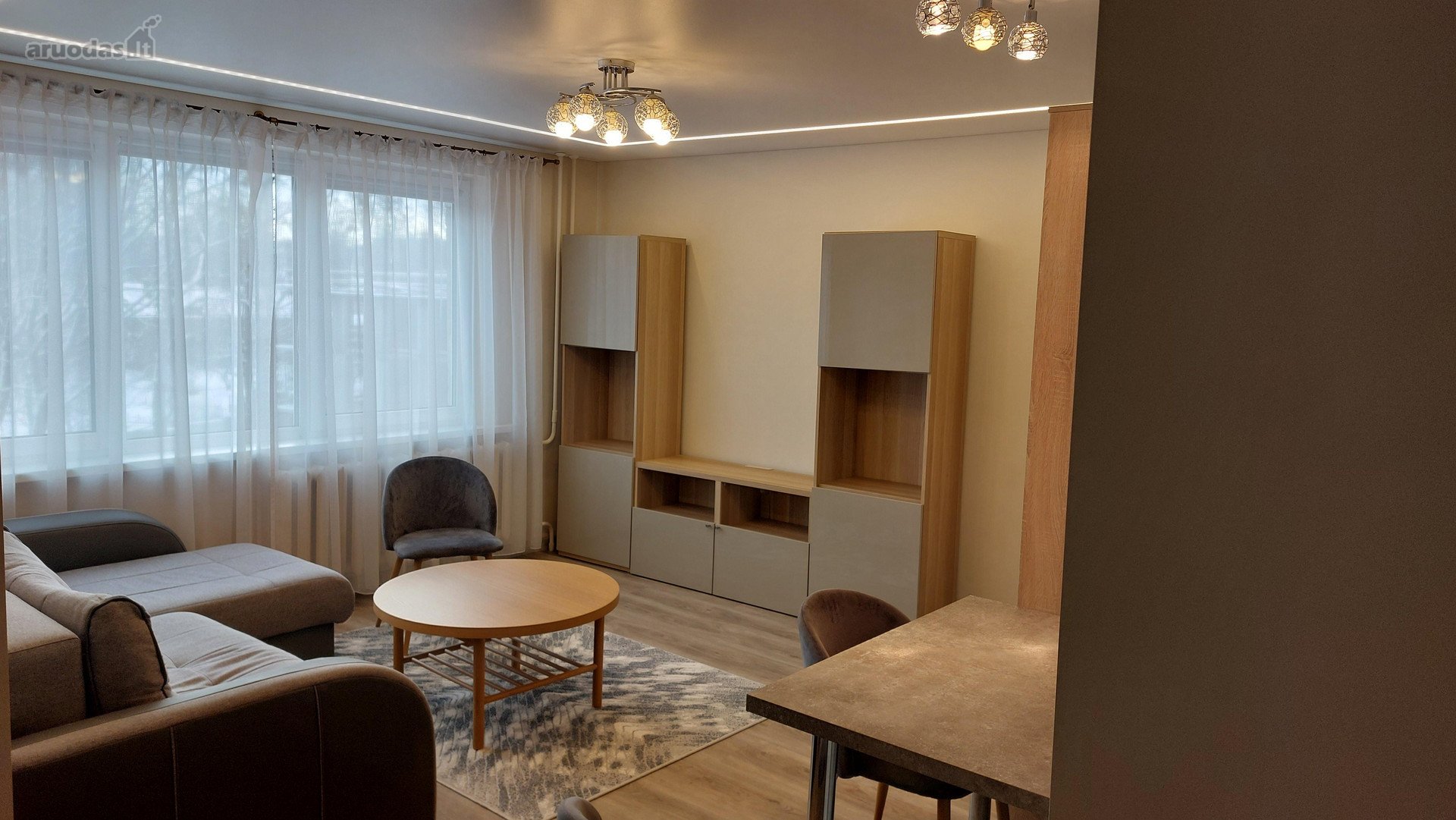 Nuo 08.01 išnuomojamas 1.5 k butas,