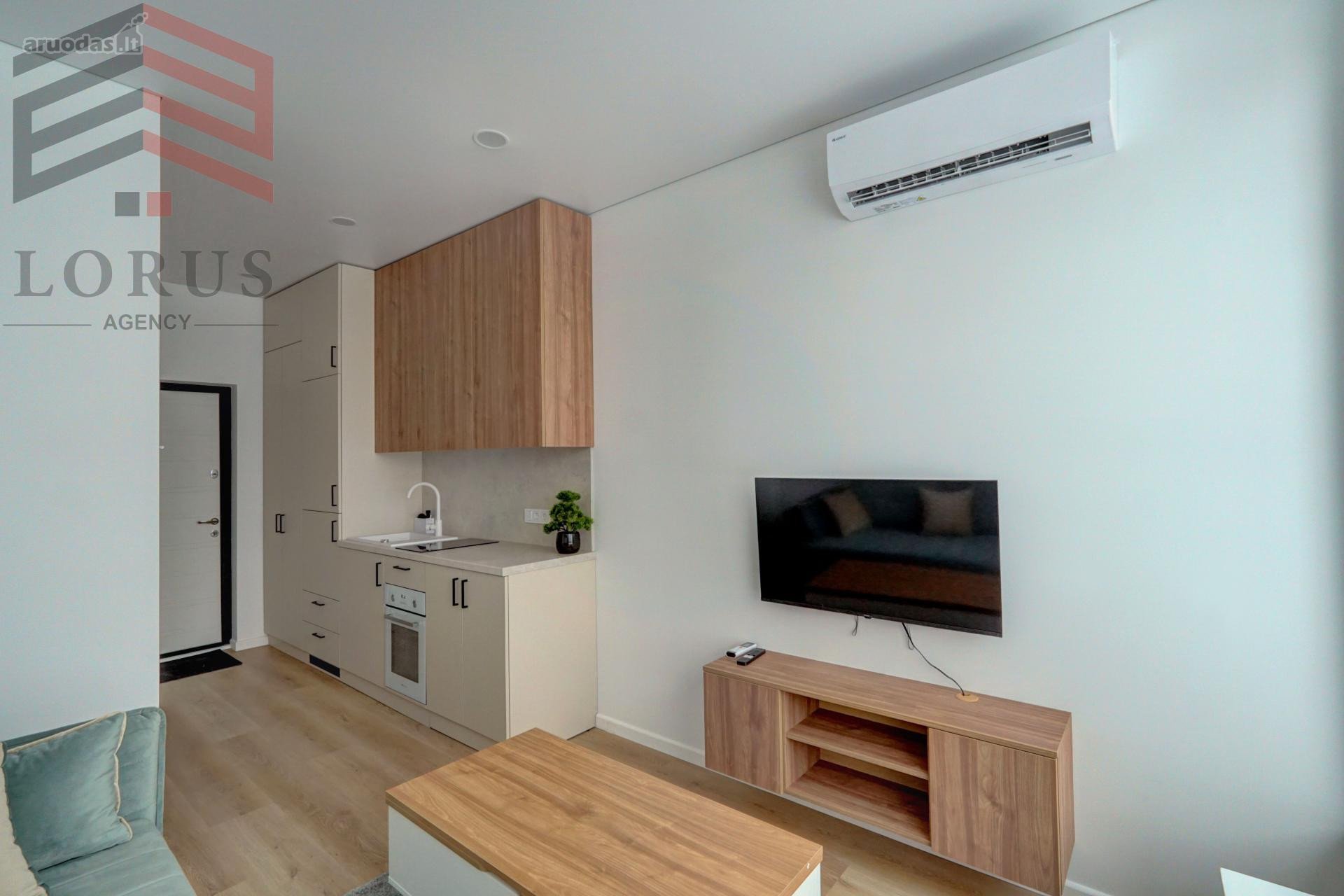 Parduodamos dvi moderniai įrengtos studijos
