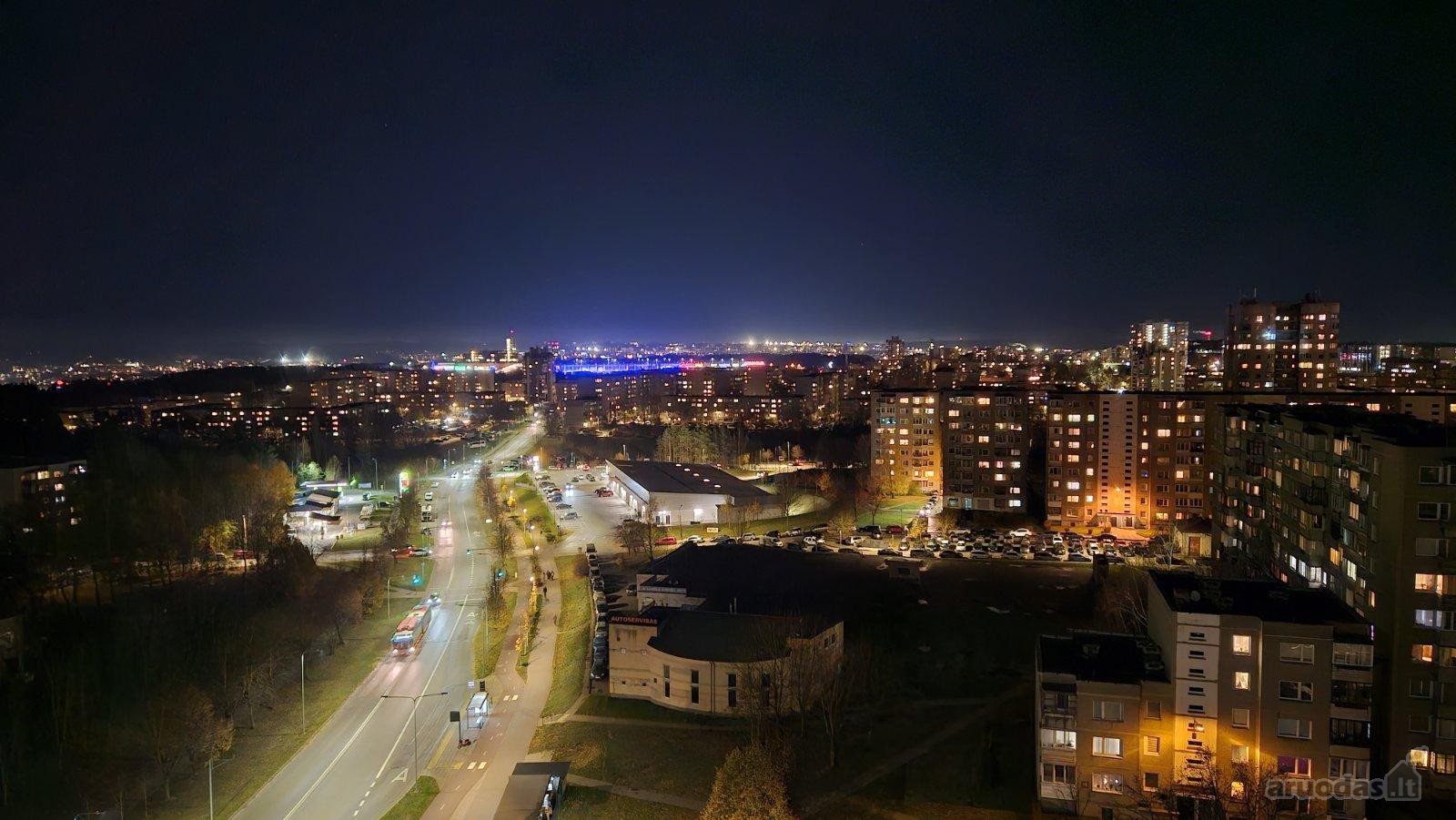 Šiltas, jaukus ir erdvus vieno kambario butas