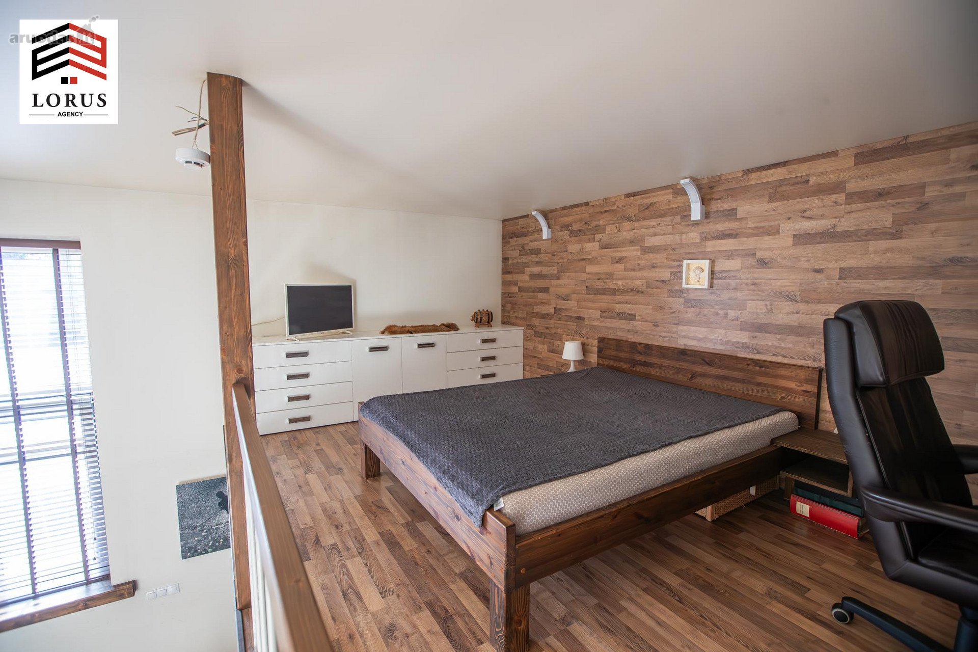 Šviesus Ir Kokybiškai Įrengtas Loftas –