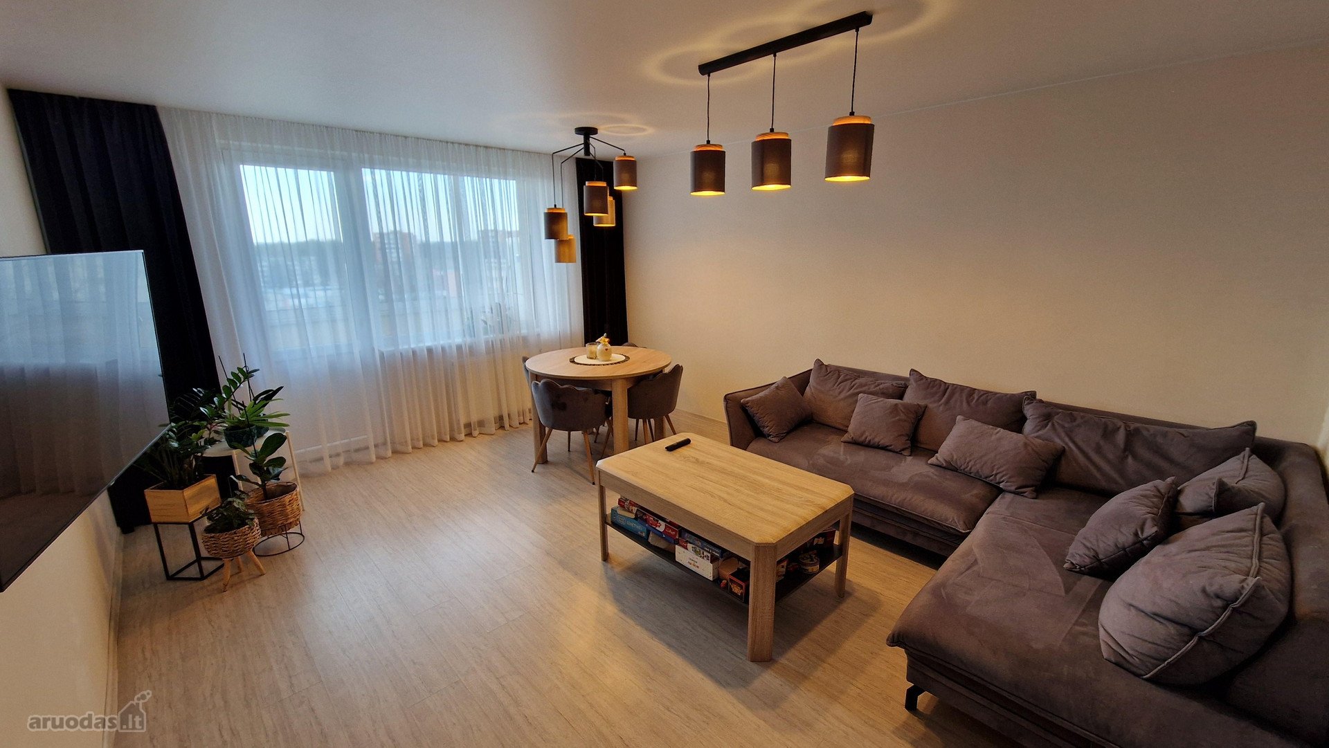 Parduodamas jaukus ir erdvus 71,88 m² butas