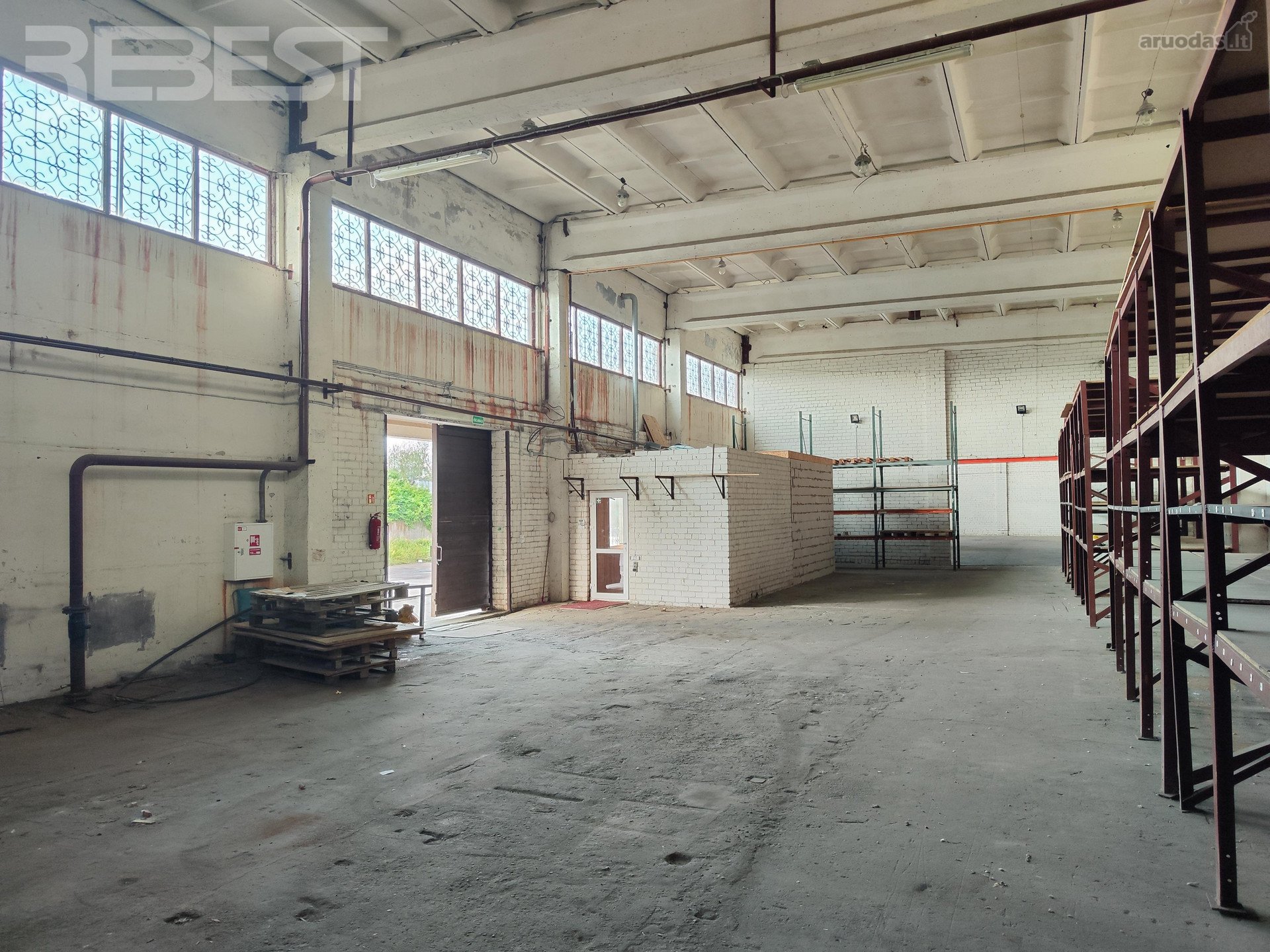 Nuomojamos patalpos, 300 m² gamybinės
