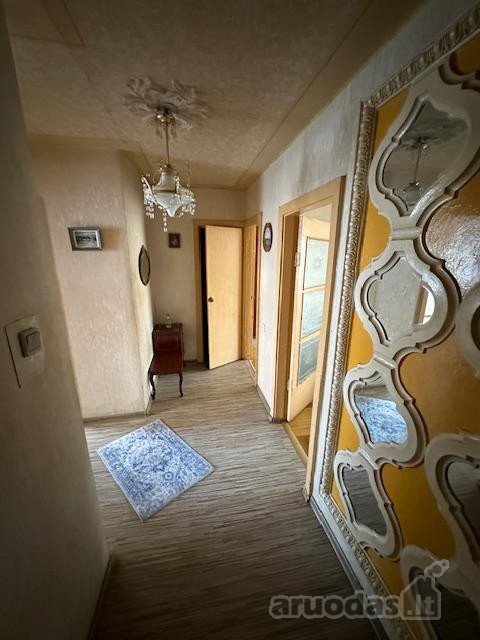 Parduodamas 3 kambarių butas Žaliakalnyje,