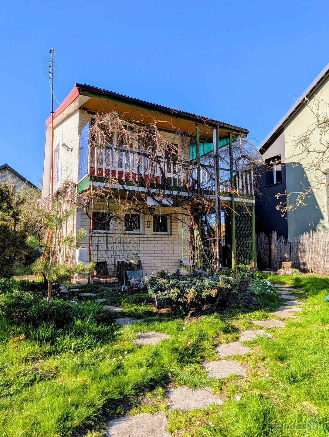 Parduodamas sodo nama šalia Kaumo marių, vos