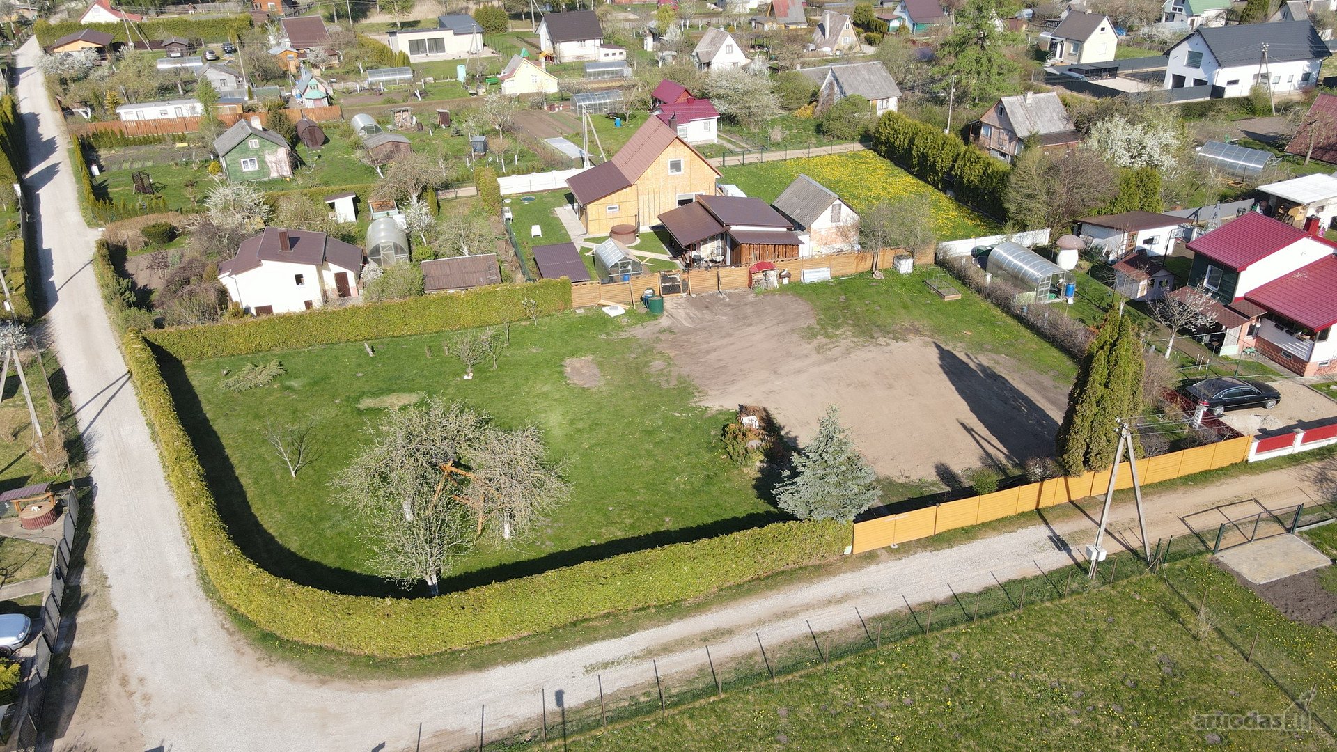Parduodamas dvigubas 13.24 a sodo sklypas