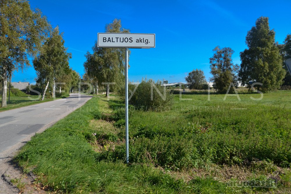 Kretingos raj. Kiauleikių k., parduodami Už