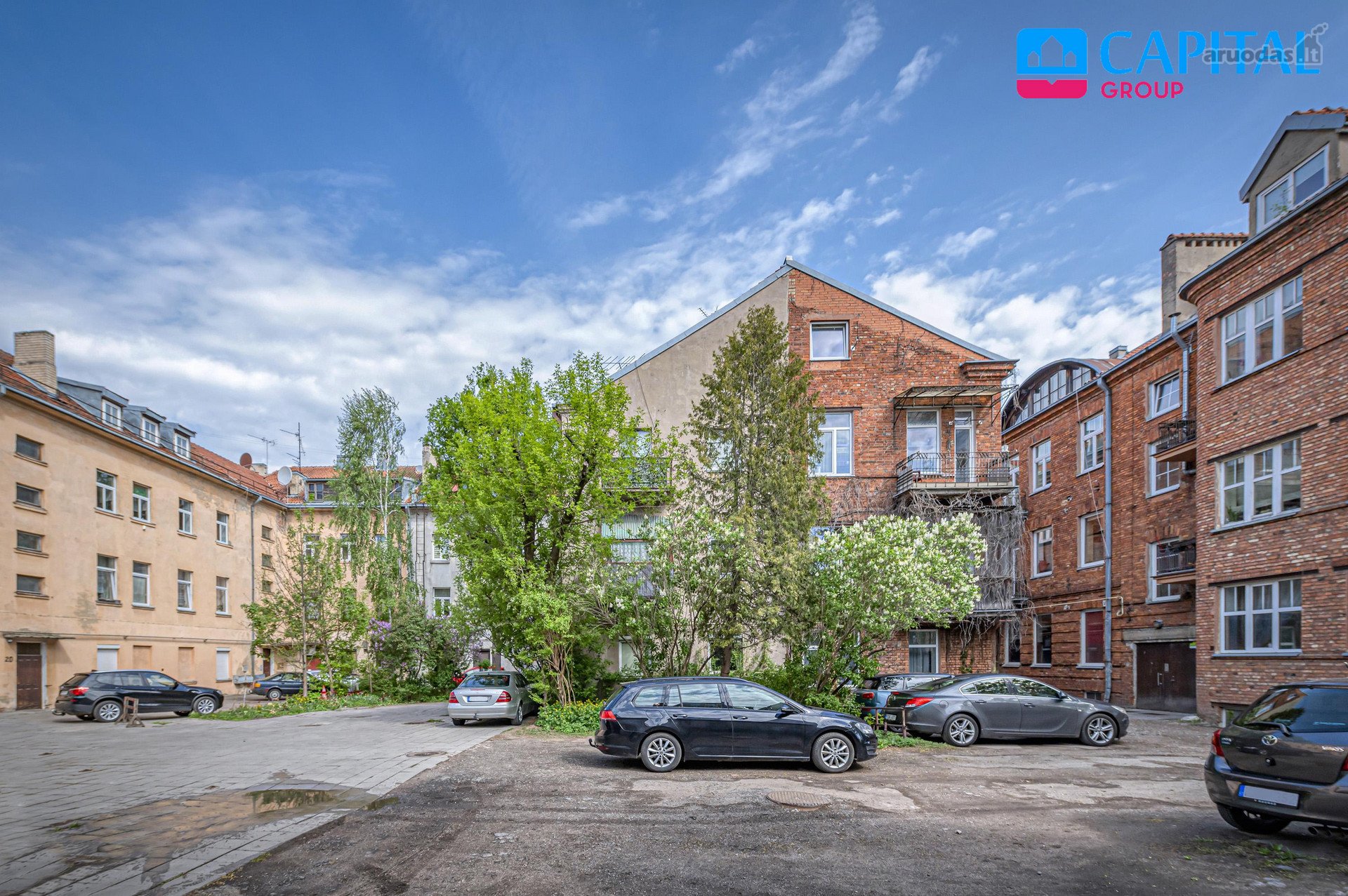 Parduodamas Tvarkingas Dviejų Kambarių Butas
