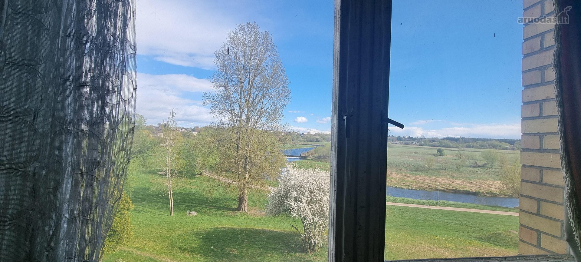 Parduodamas 2 kambarių butas Kėdainiuose.