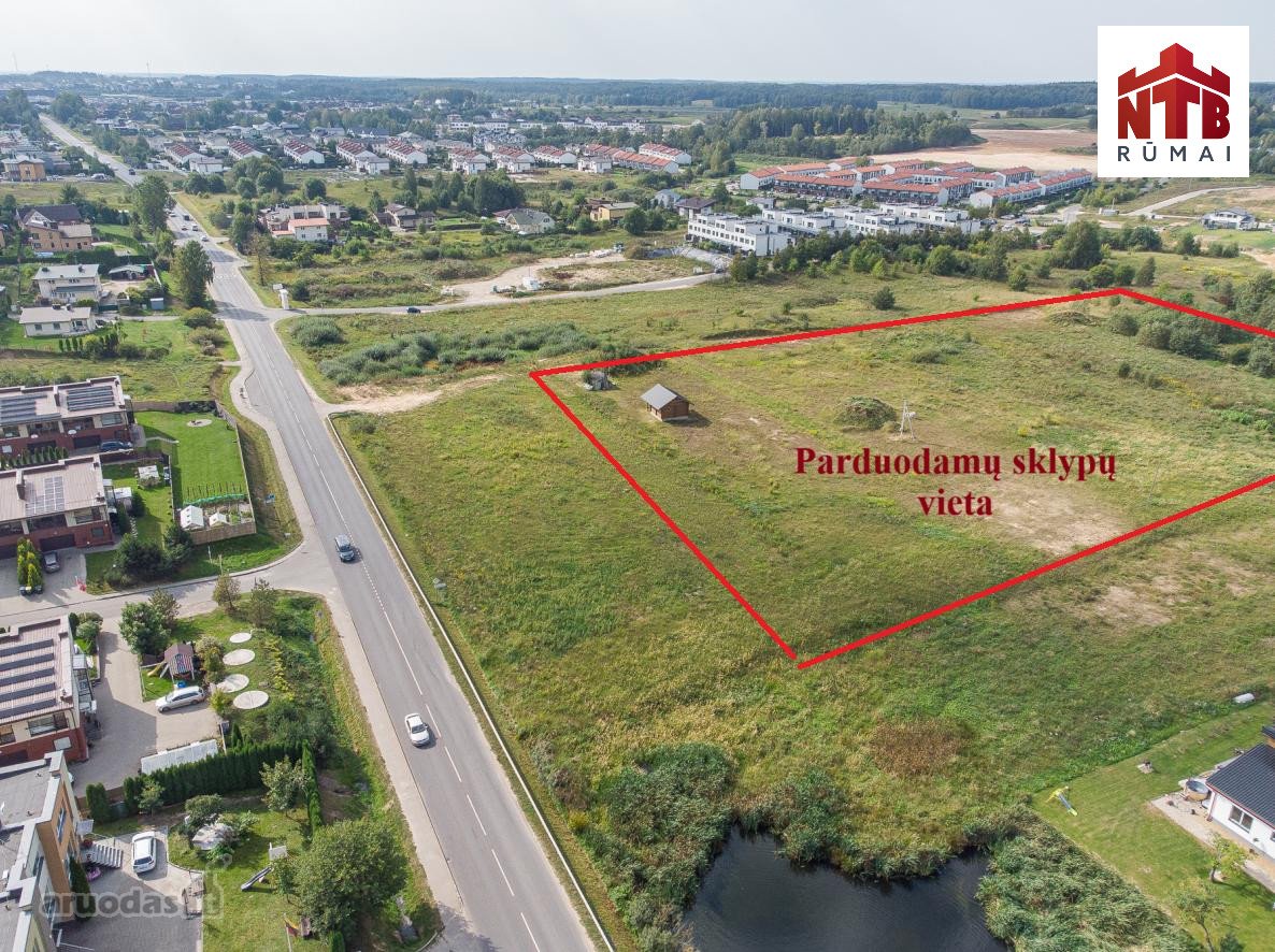 Bendoriuose Parduodami Jau 8 (Aštuoni) Iš 13