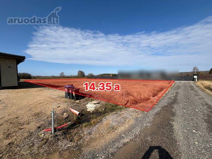 Parduodamas 14.35 arų sklypas uždaroje,