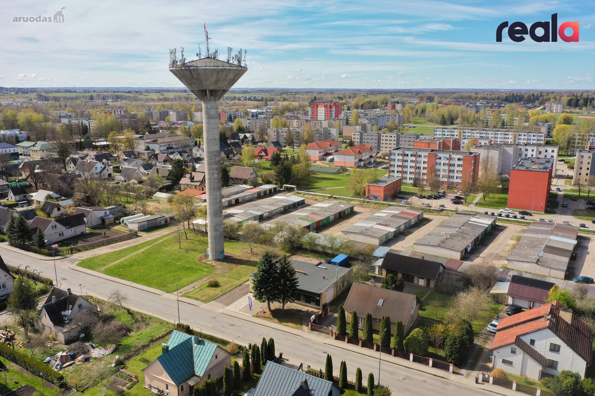 Kaišiadorių mieste, J. Basanavičiaus g.