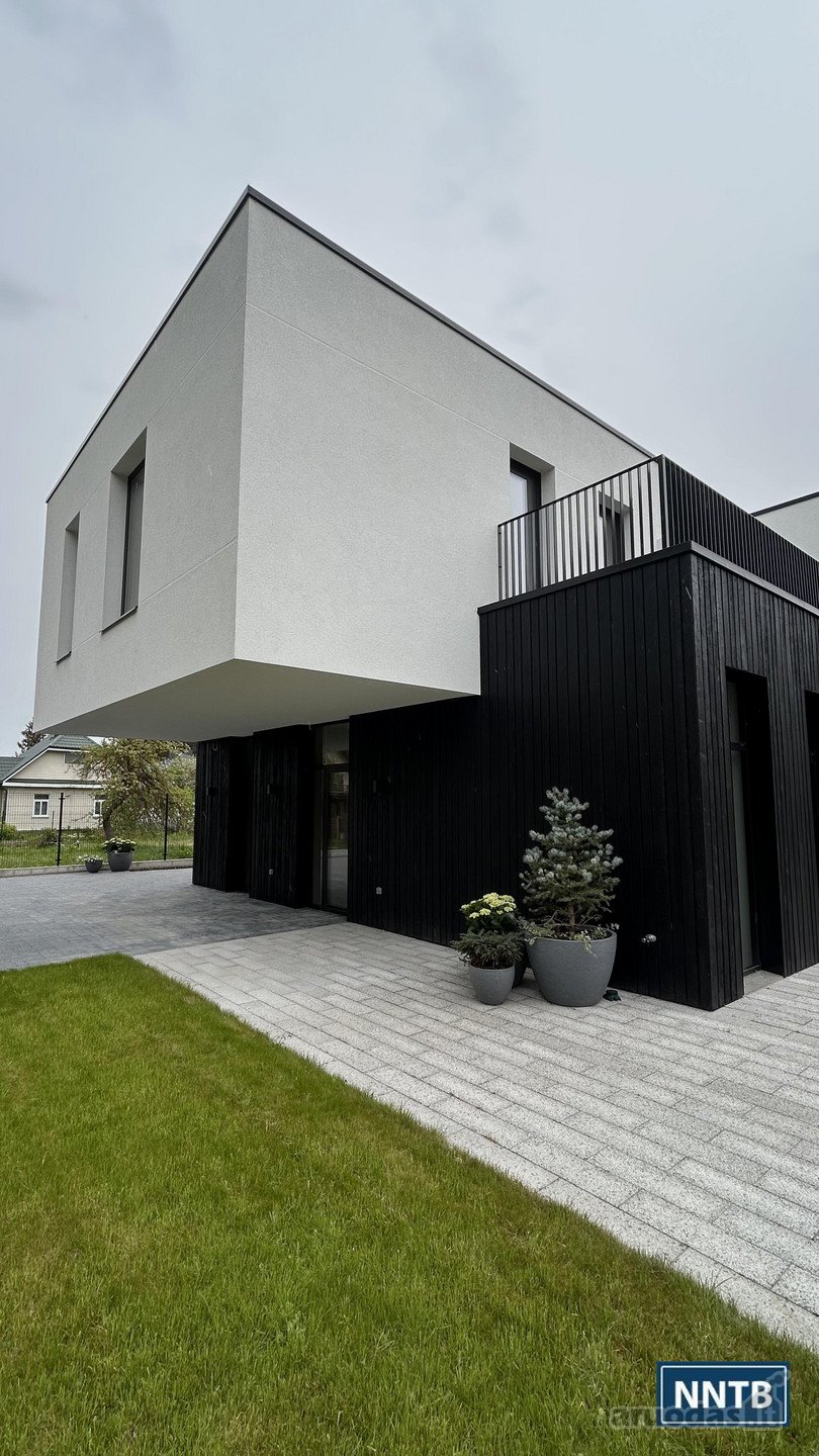 Moderni Architektūra, Dizainerės Kurtas