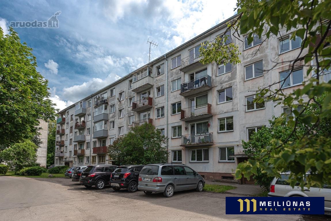 Parduodamas 56,84 kv. m 3 kambarių butas