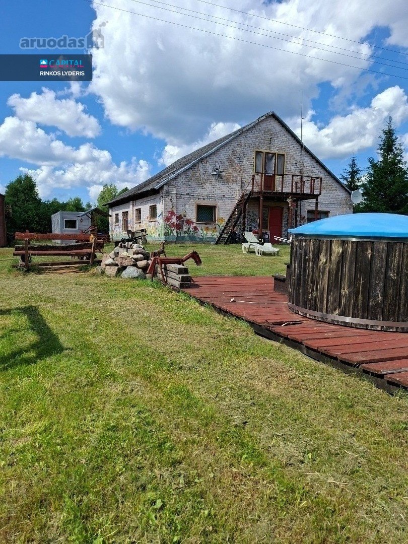 Miškų apsuptyje ant Pilvės upės kranto