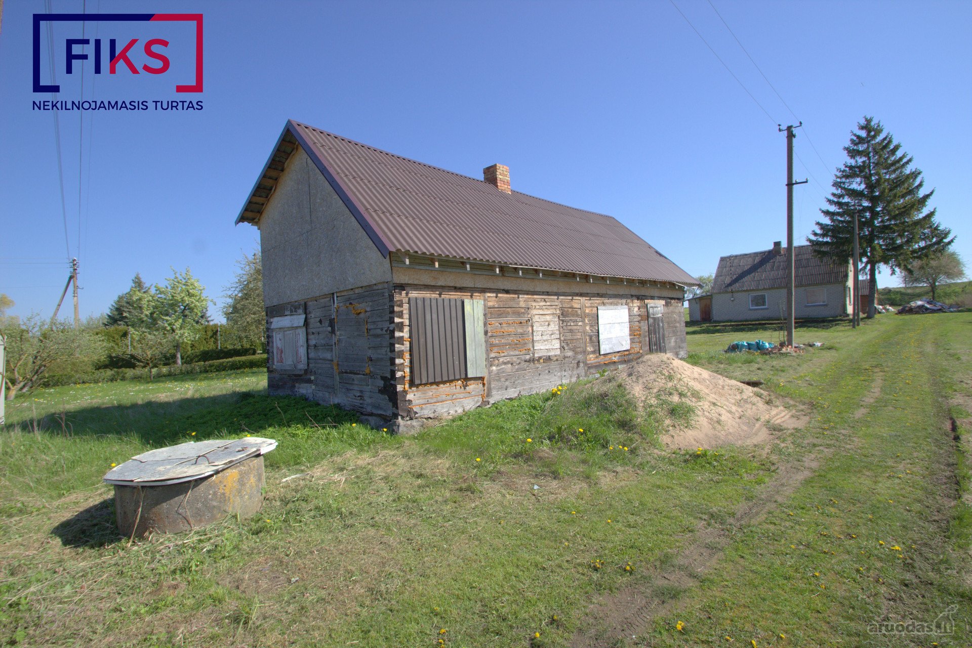 Parduodamas gyvenamasis namas su 8,64 arų