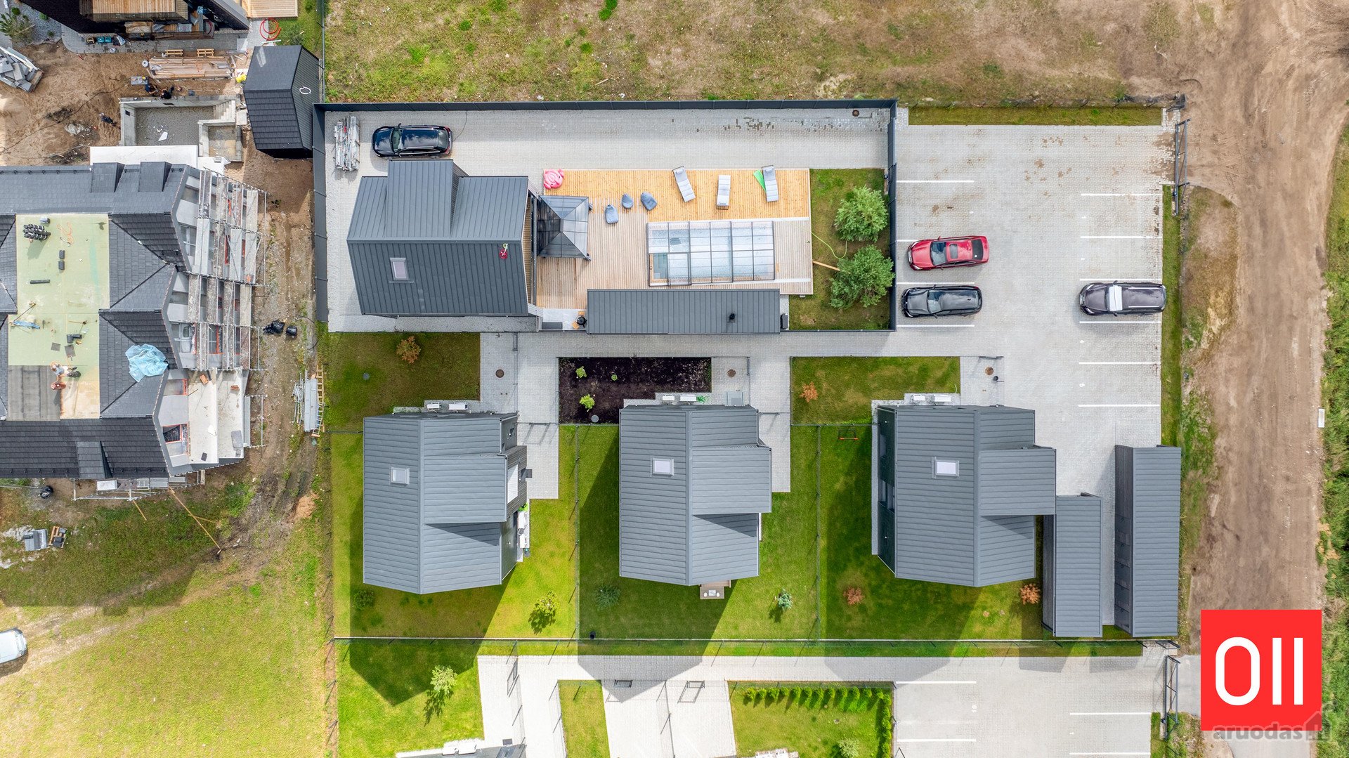 Nauji 3 Kambarių Apartamentai Per Du Aukštus