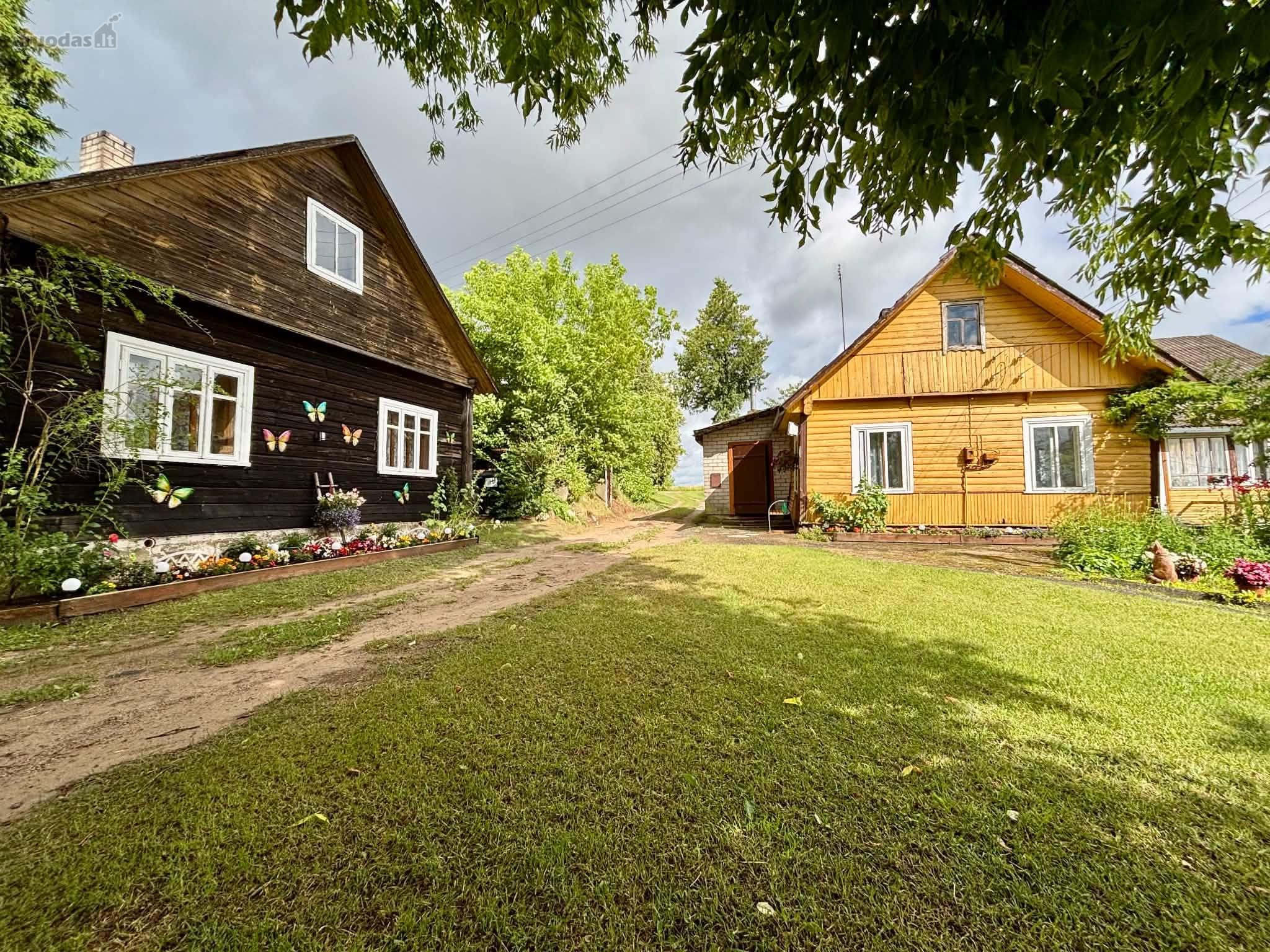 Parduodama autentiška sodyba ant Genionių
