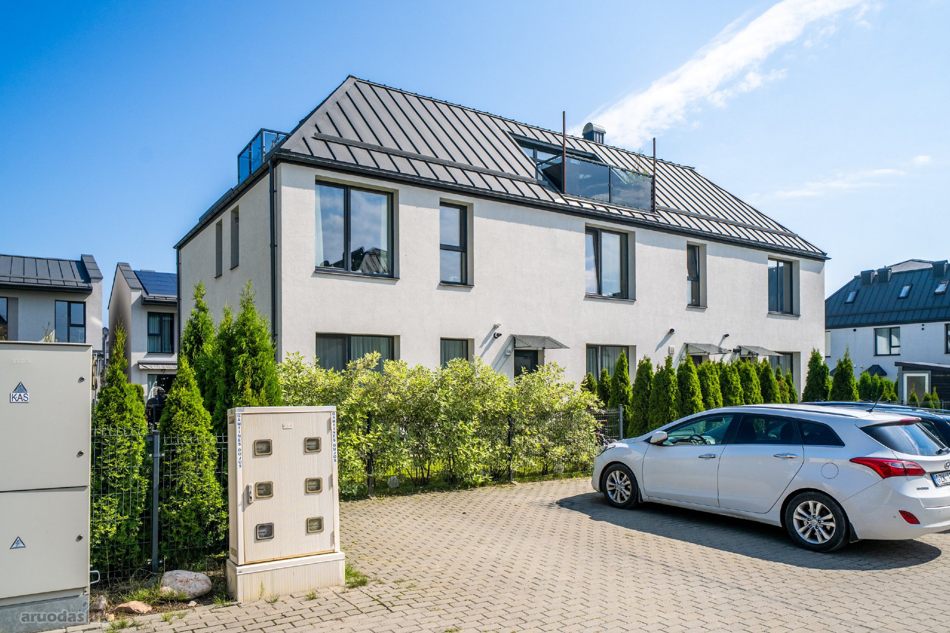 Modernūs Ir Jaukūs Namai Kalnėnuose –3