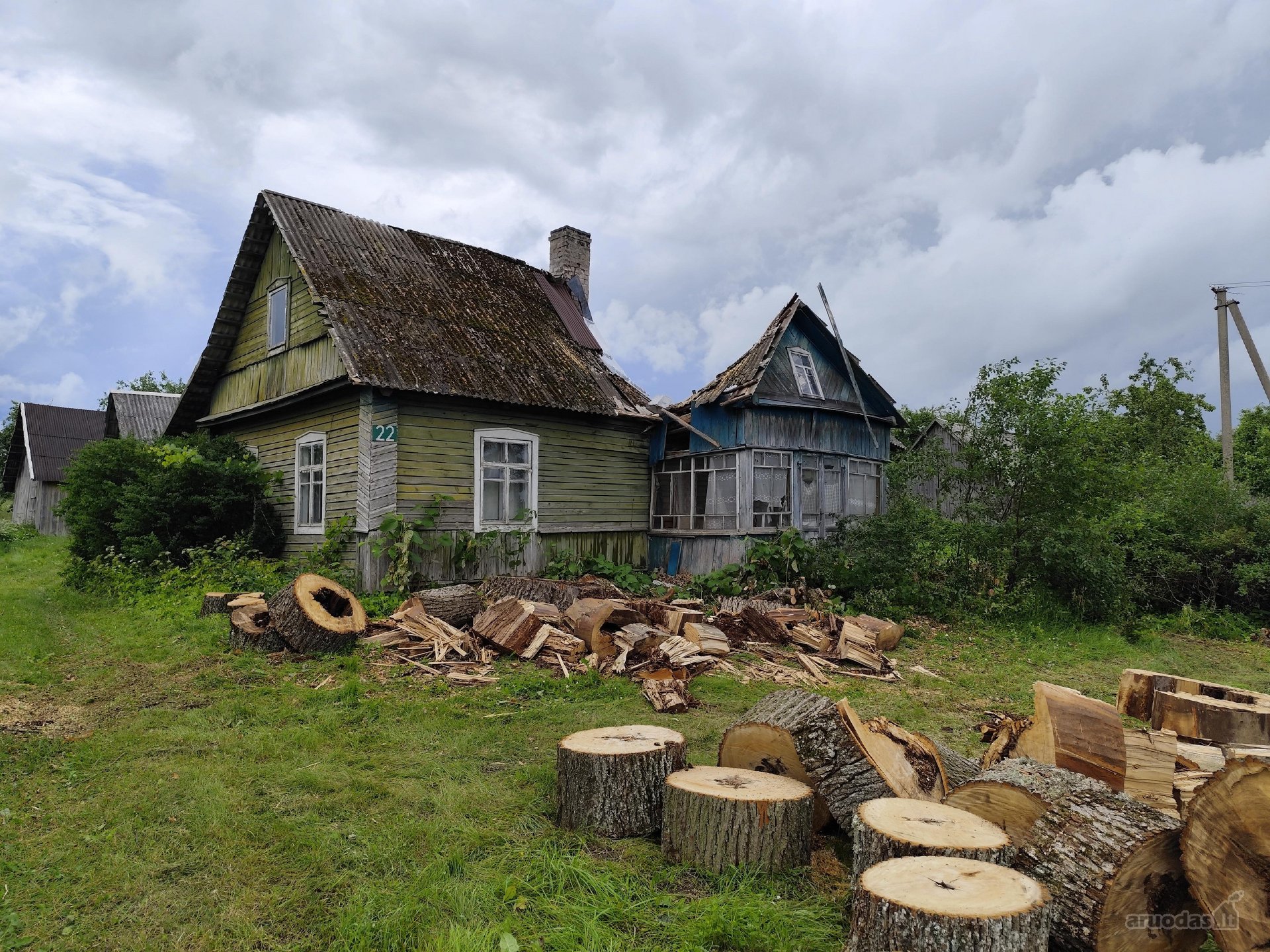 Parduodami 3 besiribojantys sklypai, kurių