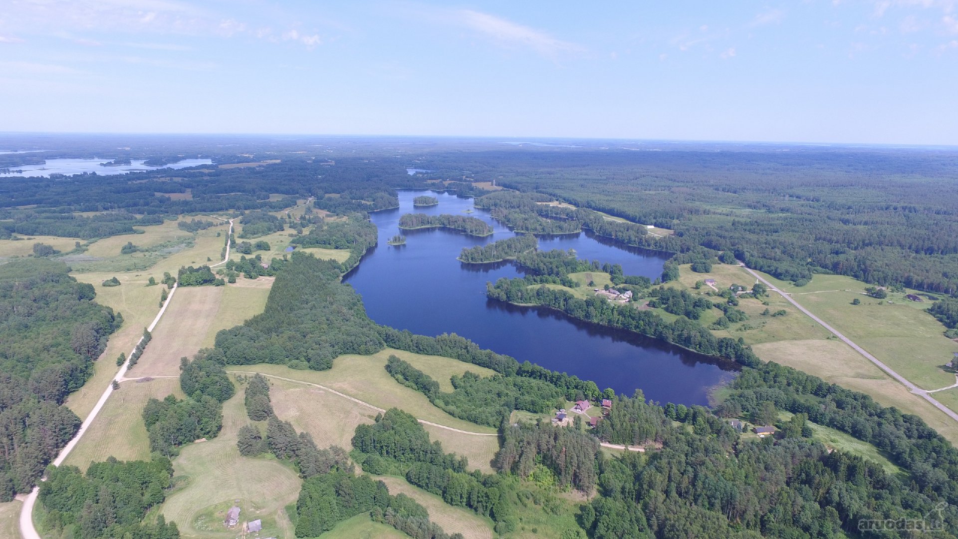 Parduodama Autentiška Sodyba Ežerų Ir Miškų