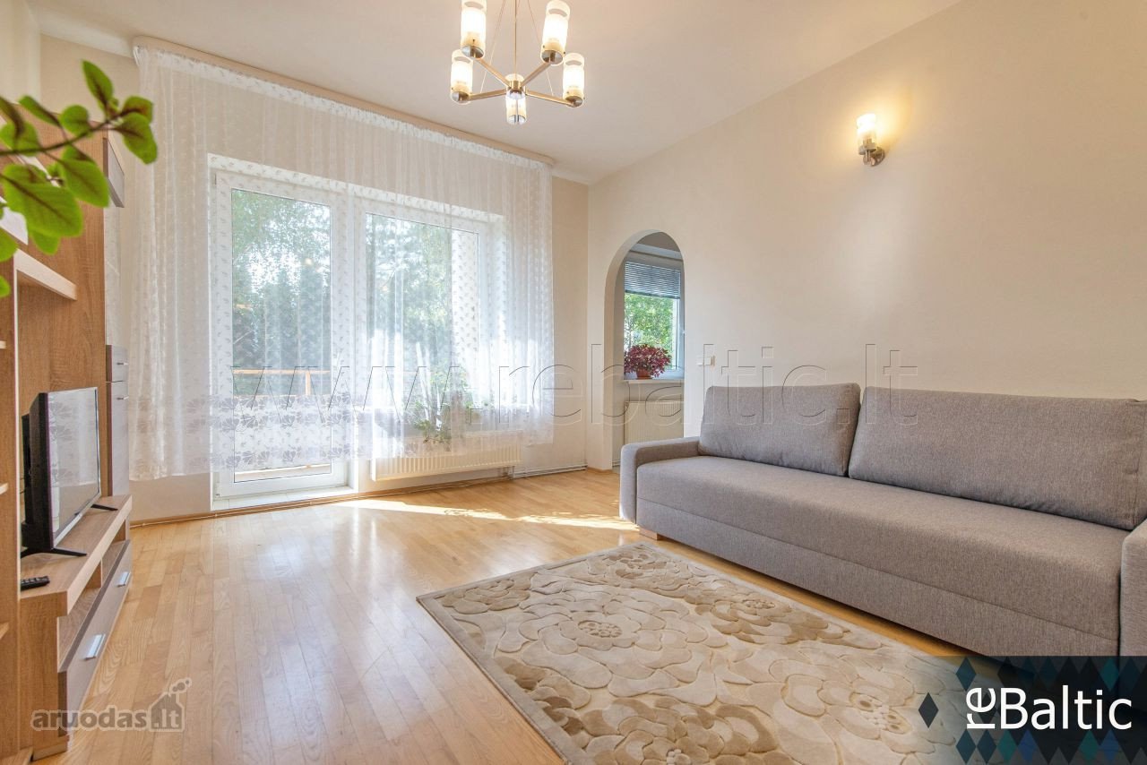 Išnuomojamas jaukus ir šviesus 2 kambarių