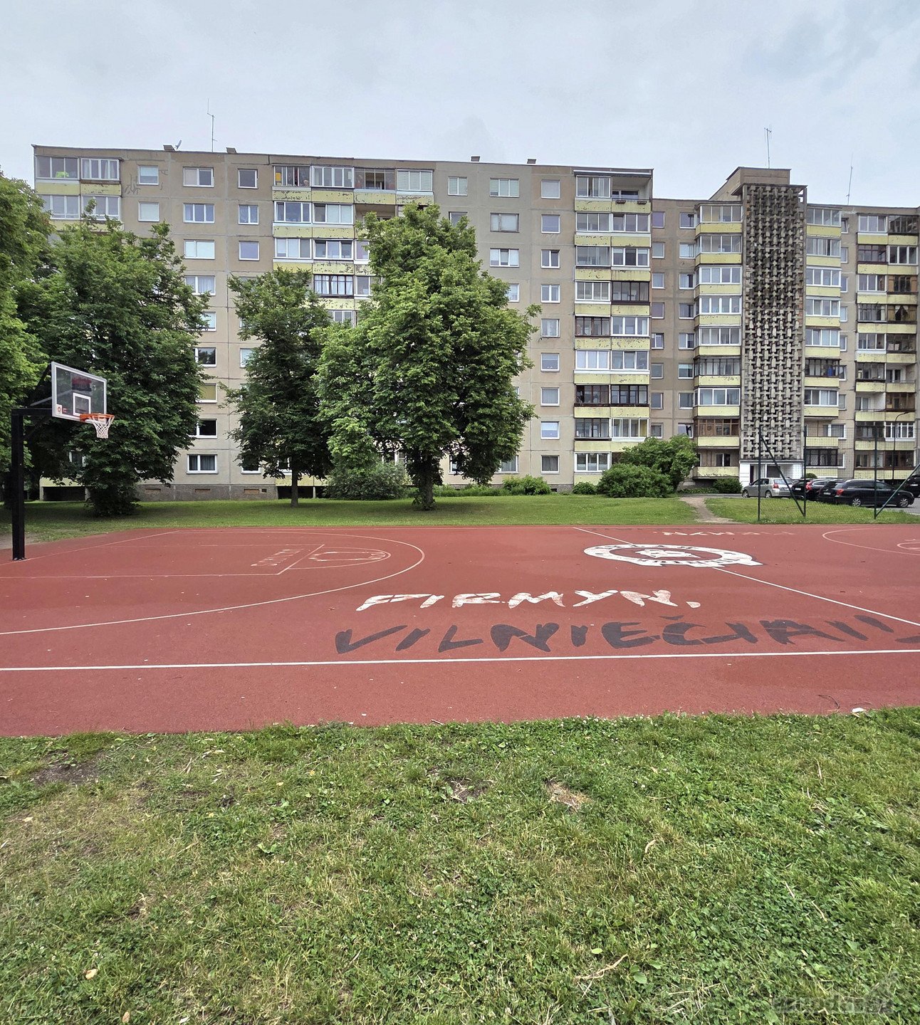 3 Kambarių Butas Karoliniškėse Su Panoraminiu